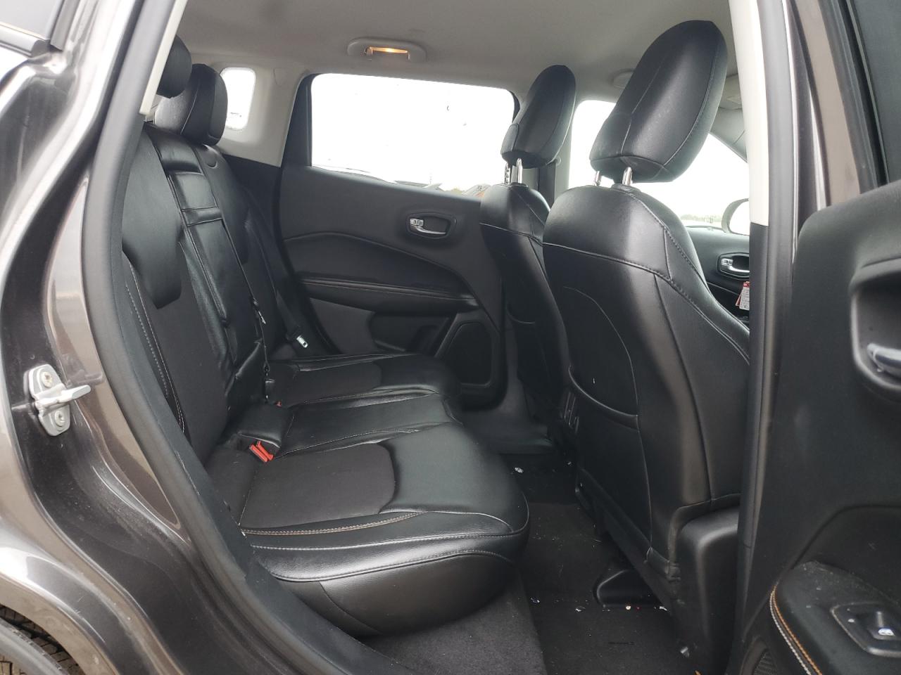 2018 Jeep Compass Latitude VIN: 3C4NJDBB6JT116753 Lot: 91053575