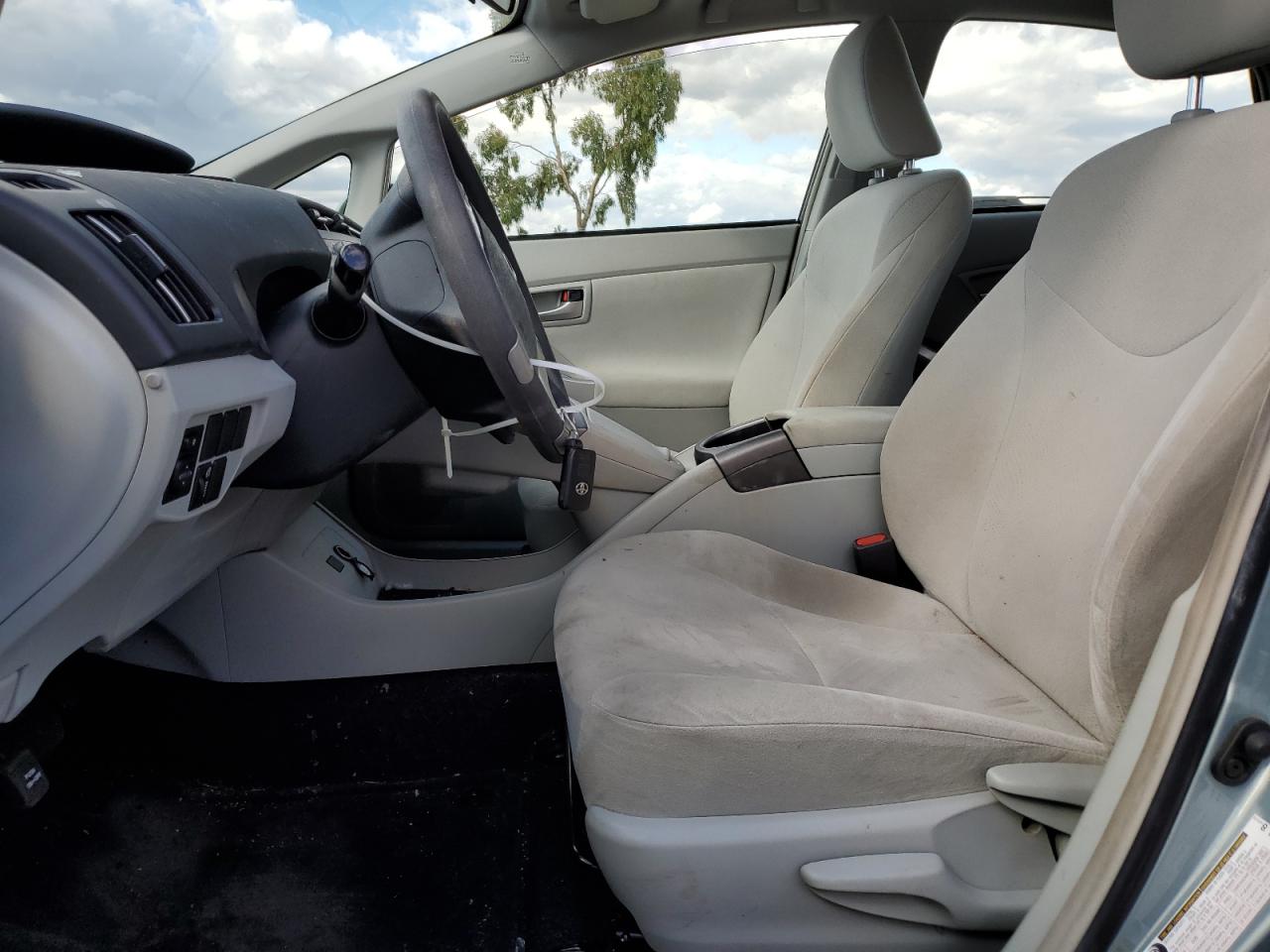 2015 Toyota Prius VIN: JTDKN3DU7F2002396 Lot: 82224025