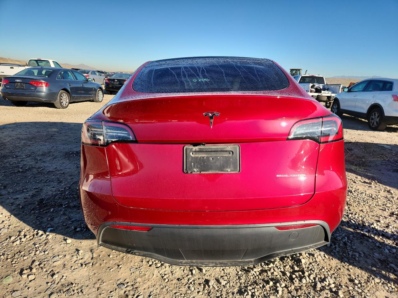 2025 Tesla Model Y VIN: 7SAYGAEE1SF246622 Lot: 90128885
