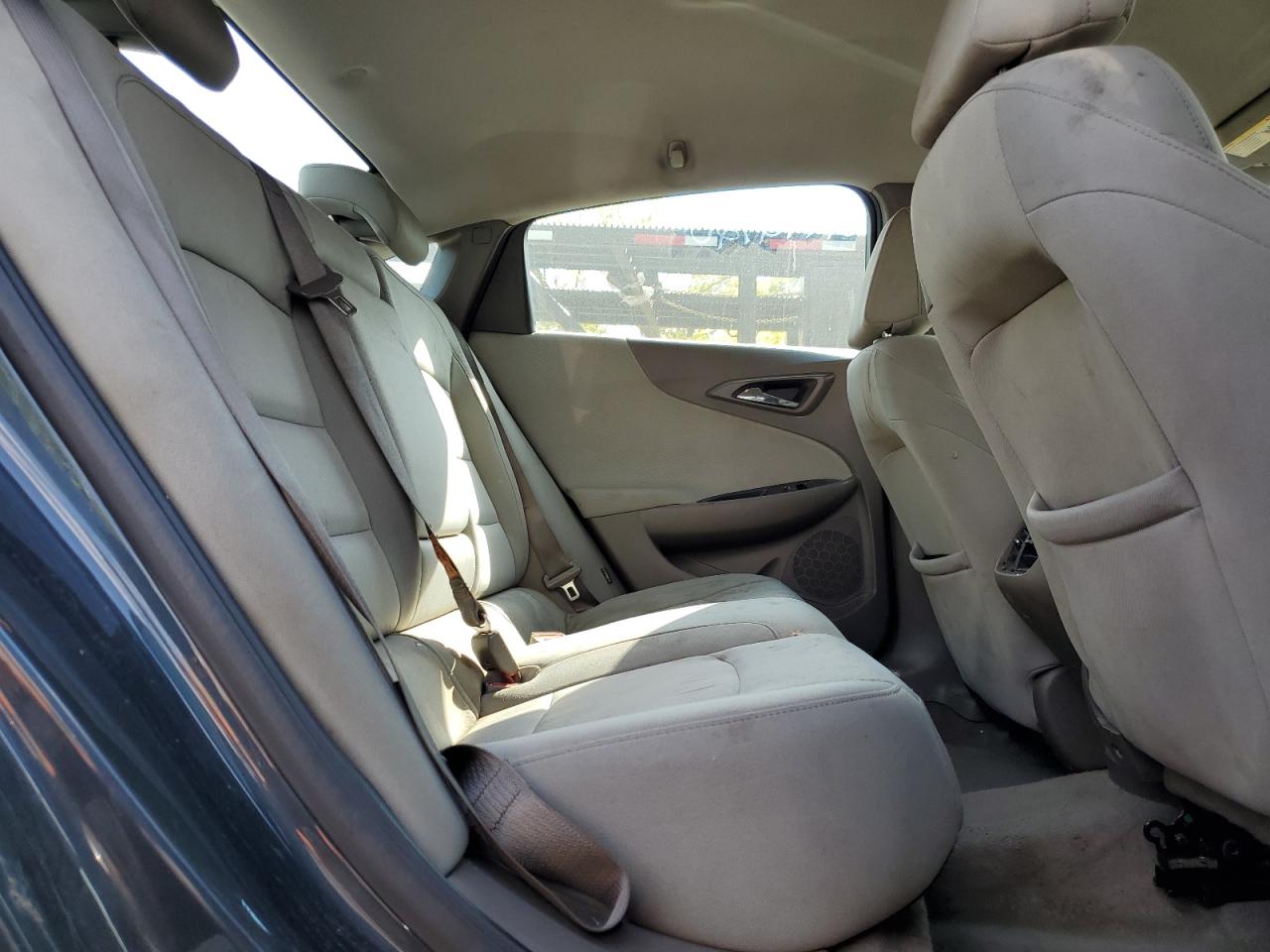 2019 Chevrolet Malibu Lt VIN: 1G1ZD5ST1KF207893 Lot: 81564585