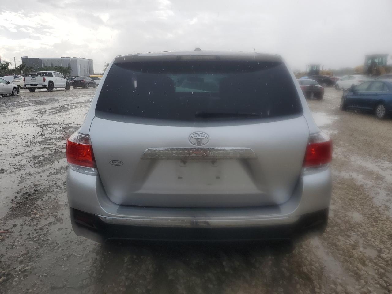 2012 Toyota Highlander Base VIN: 5TDZA3EH1CS019999 Lot: 85744565