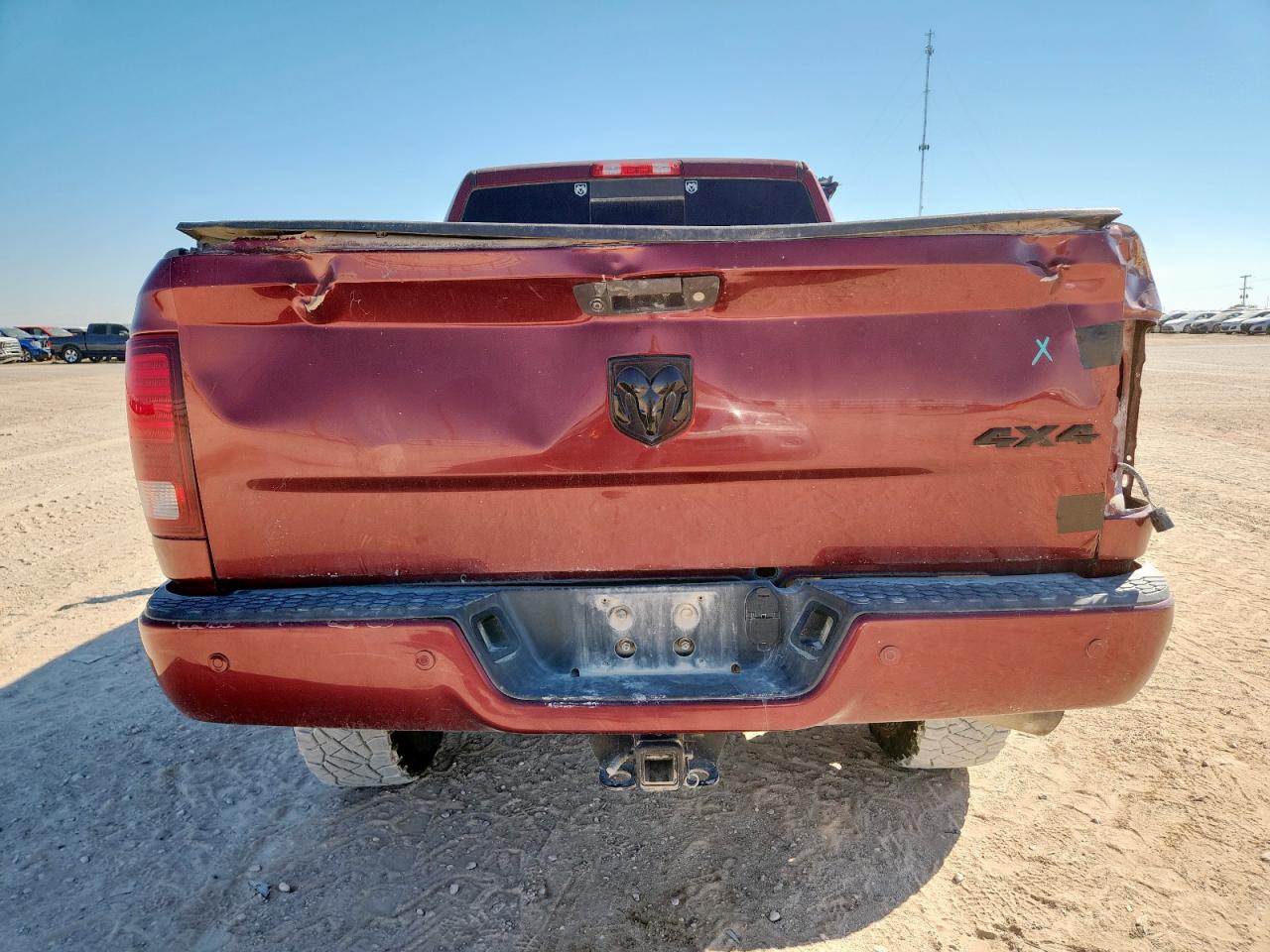 2018 Ram 2500 Laramie VIN: 3C6UR5NL6JG213370 Lot: 84389465