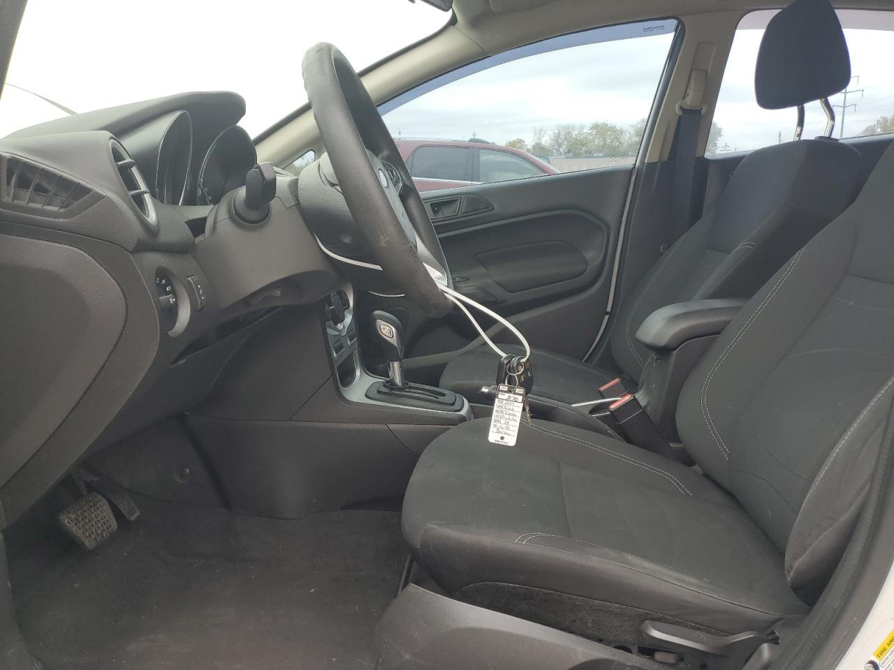 2019 Ford Fiesta Se VIN: 3FADP4EJ4KM116796 Lot: 82419275