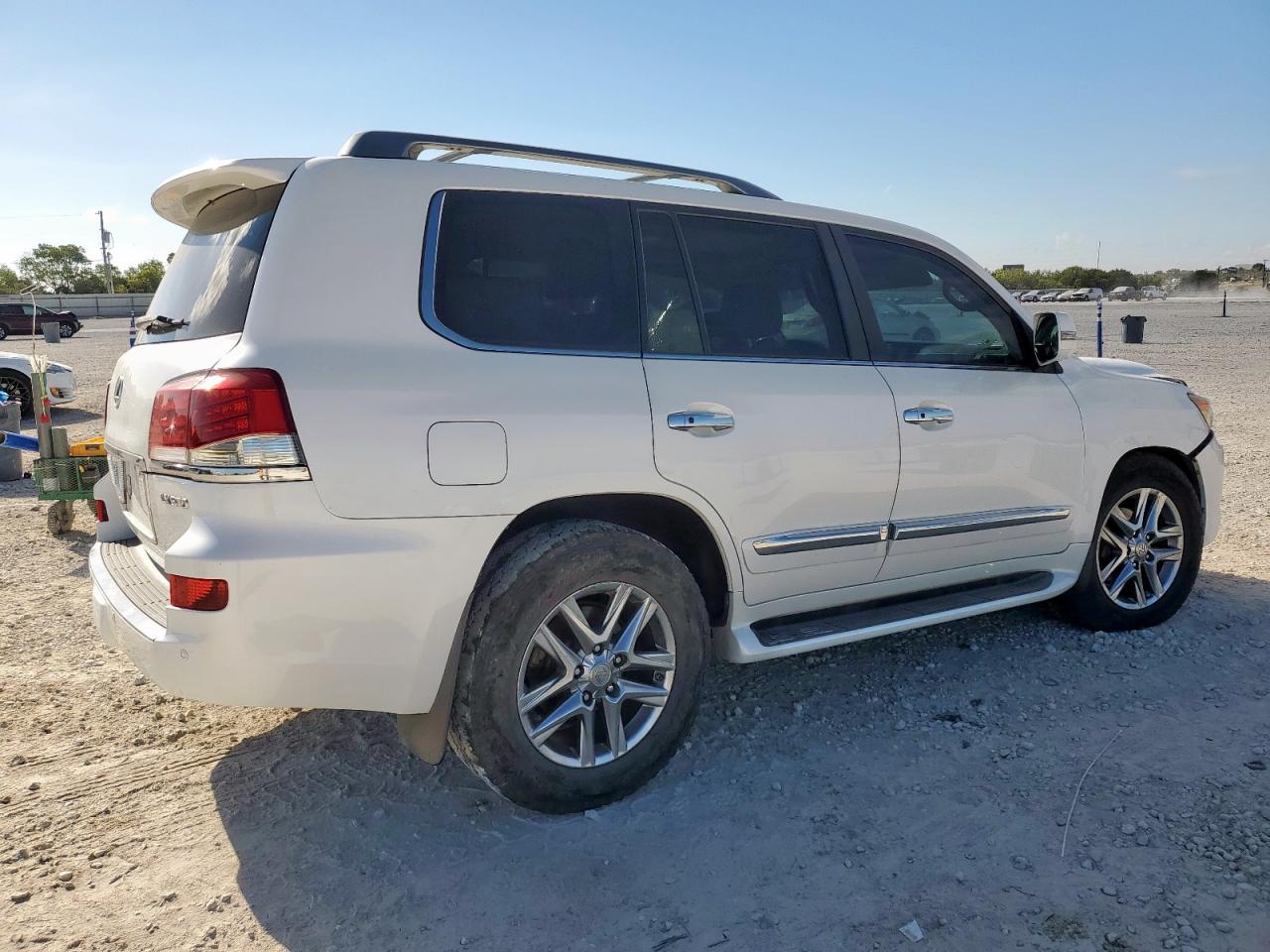 2013 Lexus Lx 570 VIN: JTJHY7AX1D4090822 Lot: 84069225