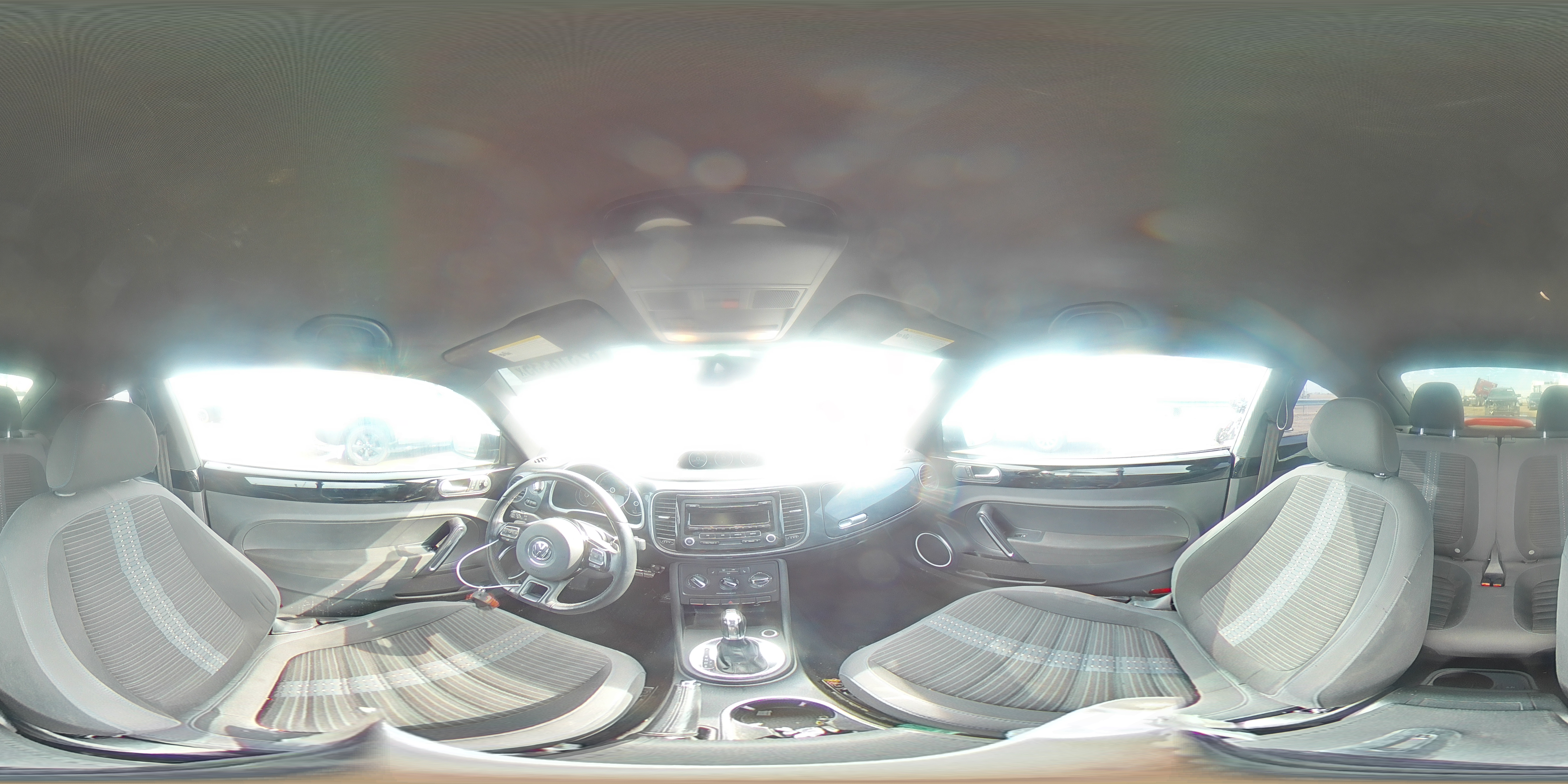 2014 Volkswagen Beetle Turbo VIN: 3VWVS7AT2EM615023 Lot: 82318335