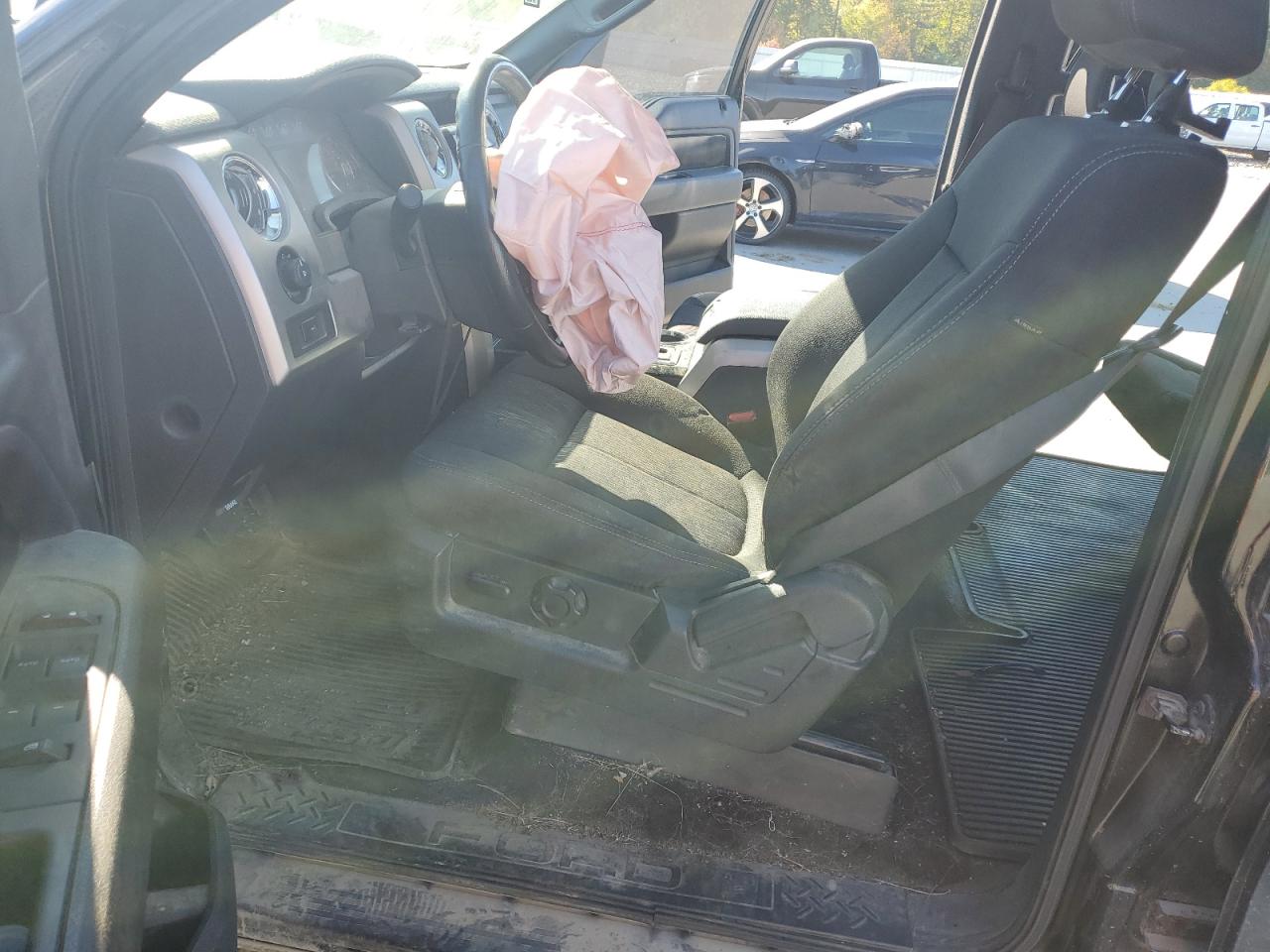 2011 Ford F150 Supercrew VIN: 1FTFW1EF2BFB94543 Lot: 81956495