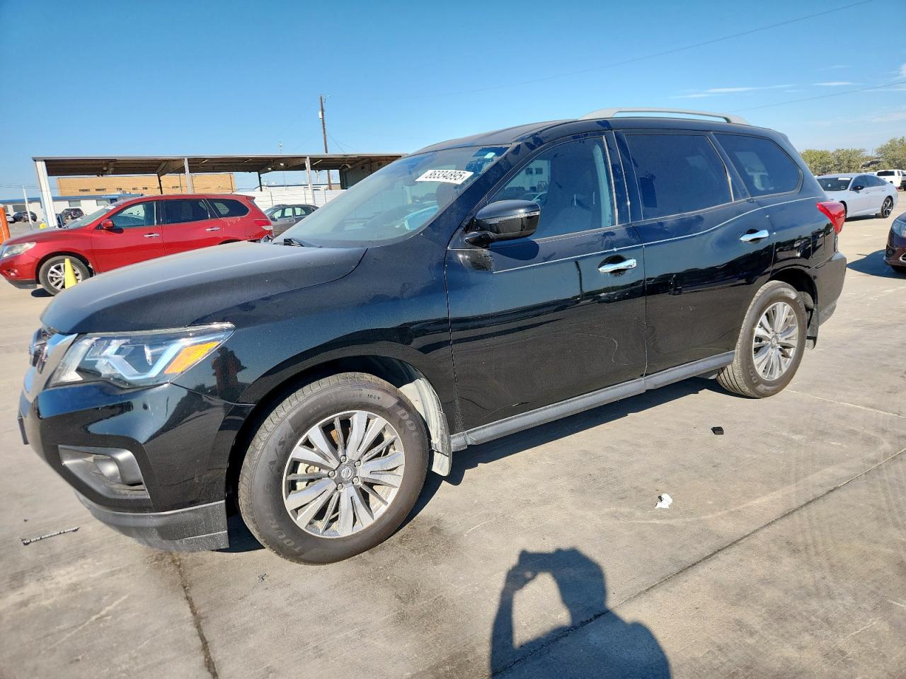 2020 Nissan Pathfinder Sv