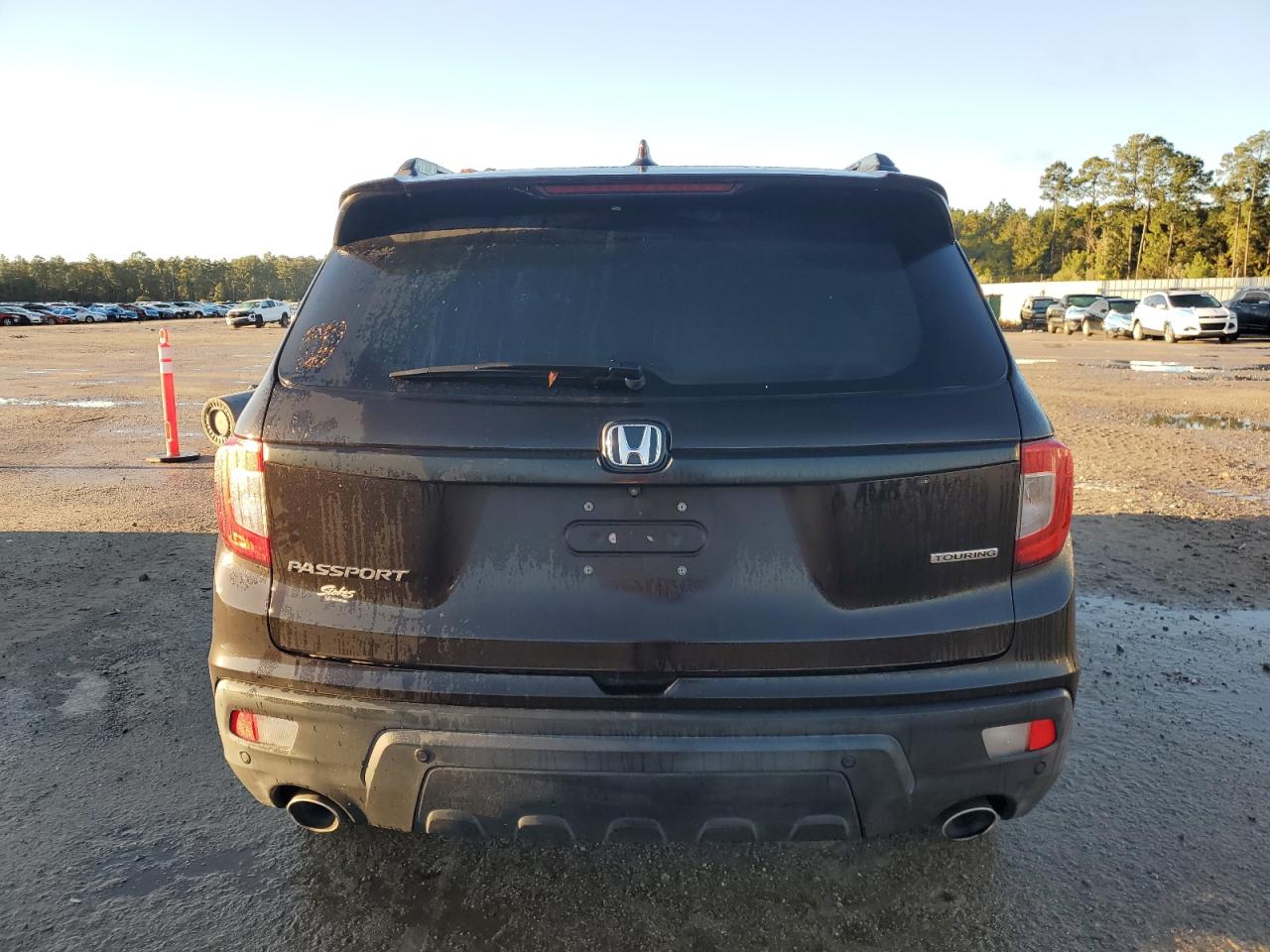 2019 Honda Passport Touring VIN: 5FNYF7H9XKB005238 Lot: 90097175