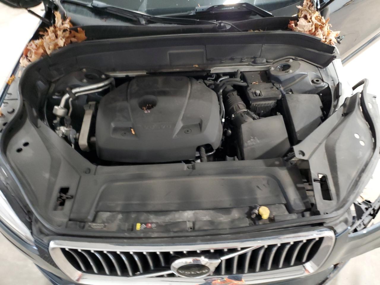 2020 Volvo Xc90 T6 Momentum VIN: YV4A221K4L1566152 Lot: 89870505