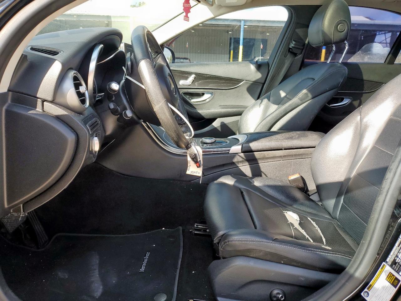 2017 Mercedes-Benz C 300 VIN: 55SWF4JB4HU204036 Lot: 90355495