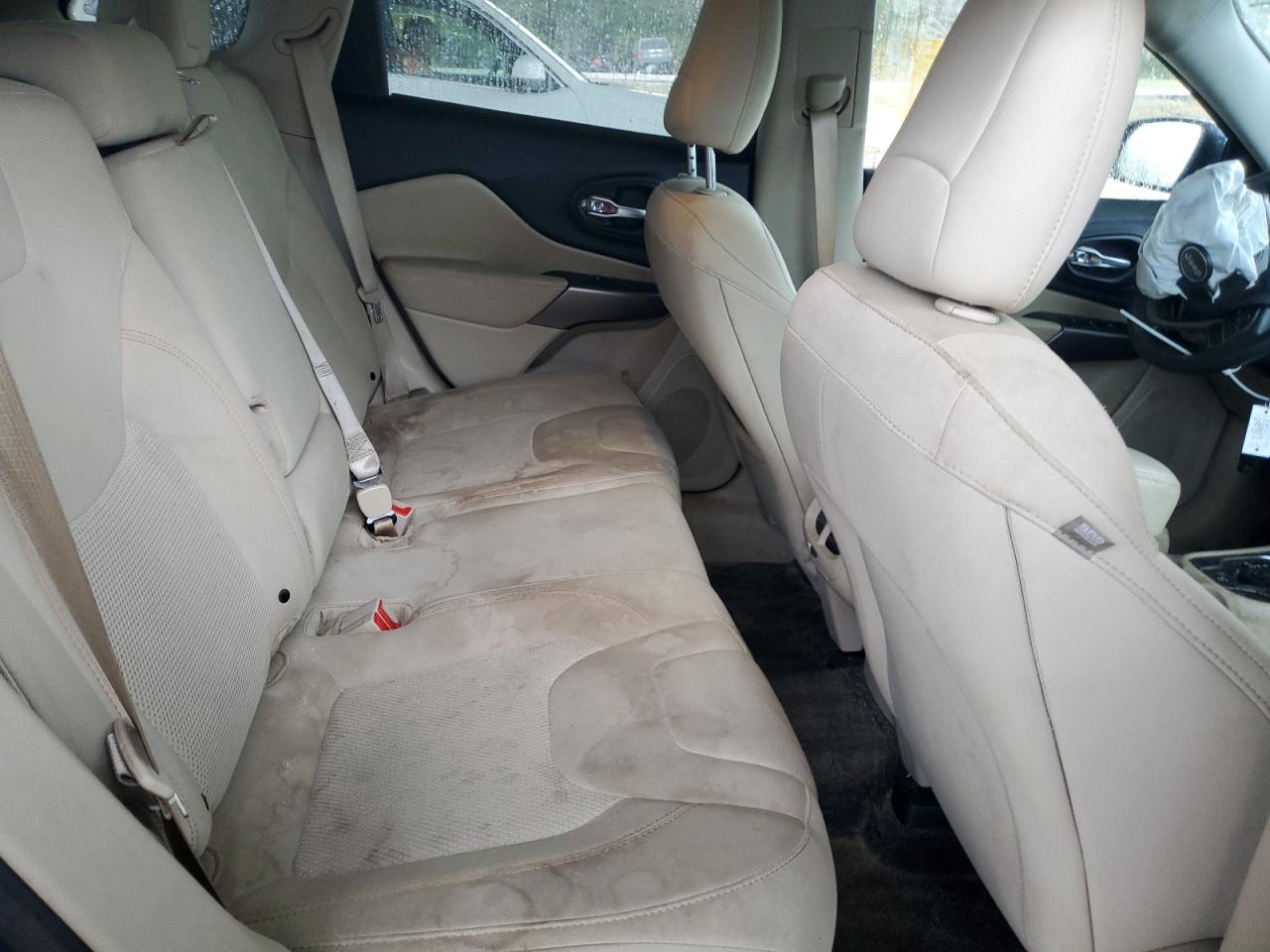 2019 Jeep Cherokee Latitude VIN: 1C4PJLCXXKD439773 Lot: 90417455