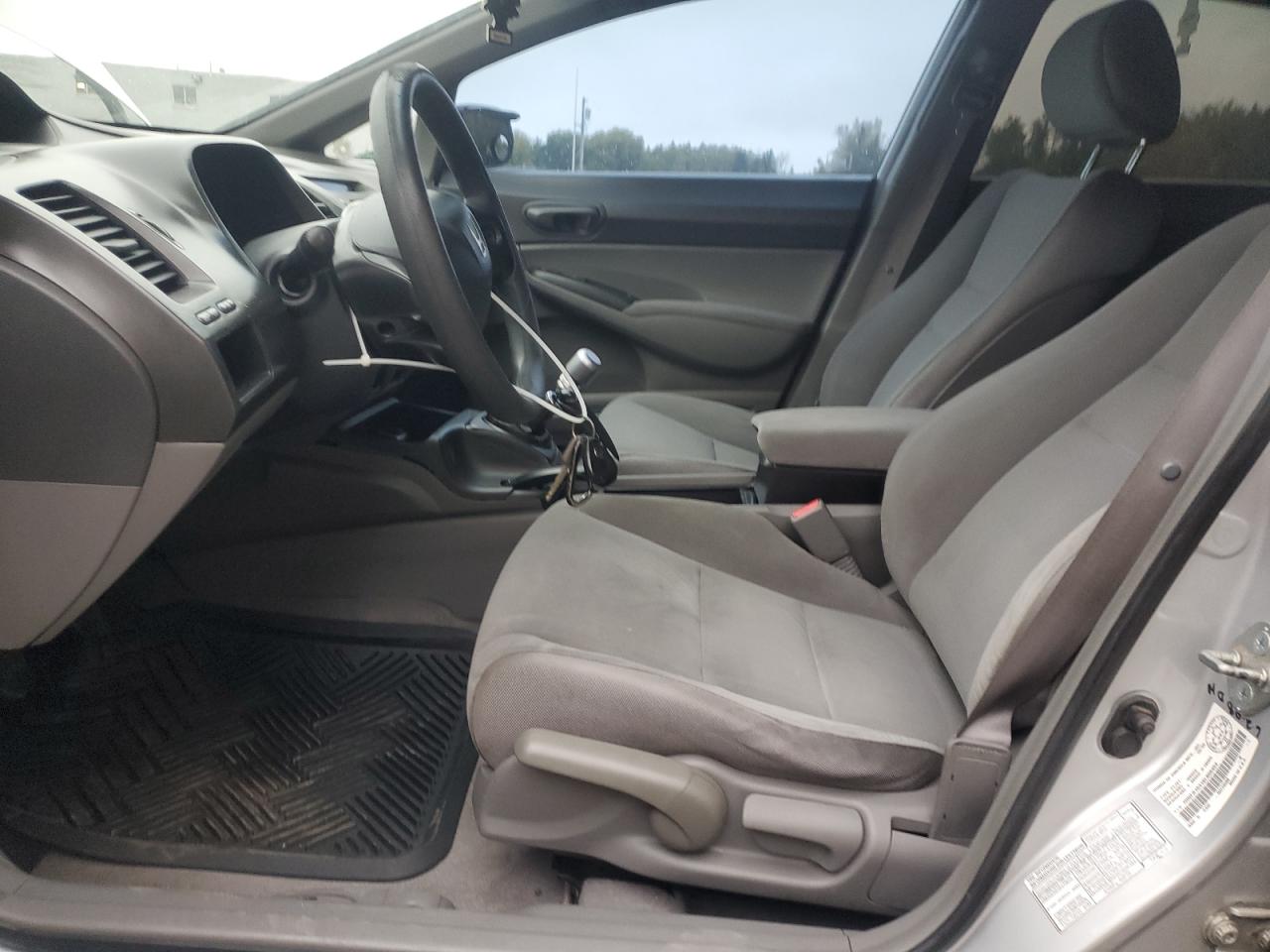 2006 Honda Civic Dx VIN: 1HGFA15316L806454 Lot: 80322995