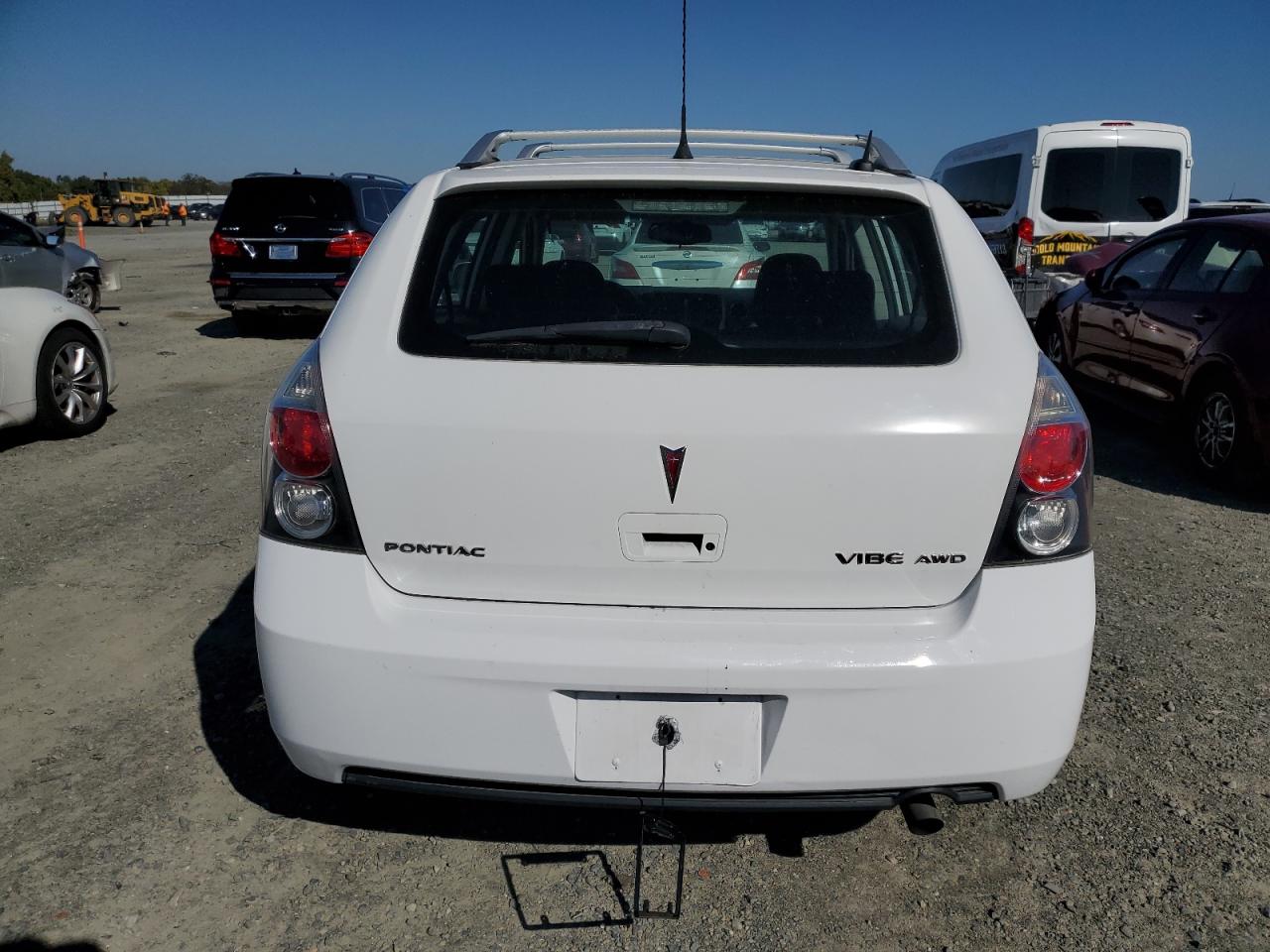 2010 Pontiac Vibe VIN: 5Y2SM6E01AZ418590 Lot: 85009345