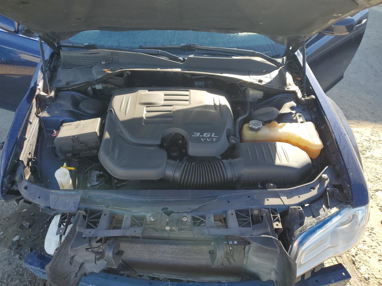 2015 Chrysler 300 Limited VIN: 2C3CCAAG5FH796517 Lot: 85728155