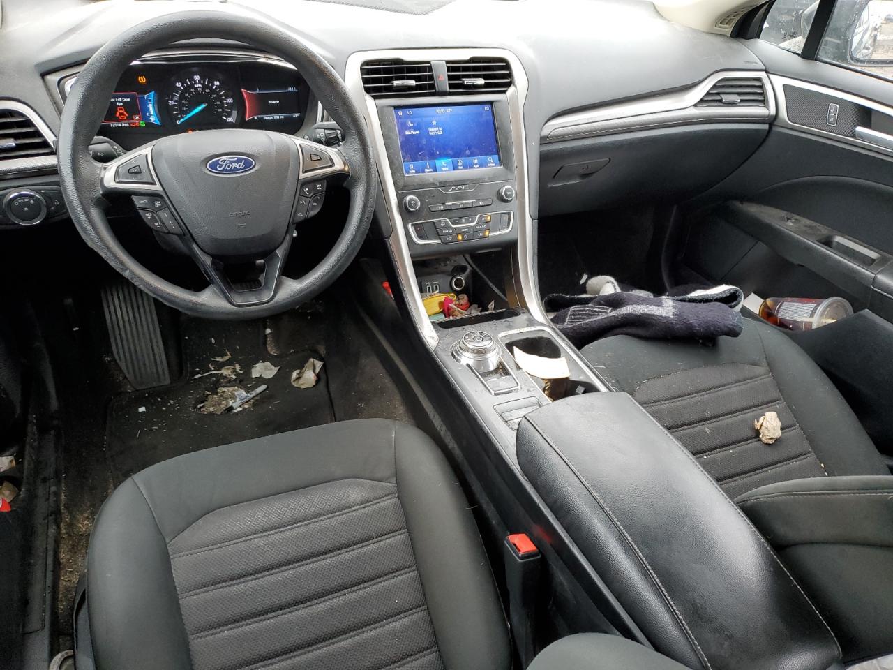 2020 Ford Fusion Se VIN: 3FA6P0LU7LR235882 Lot: 82697535