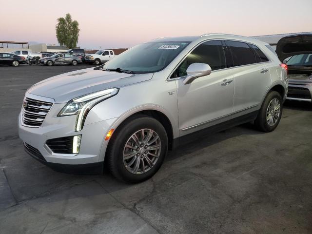  CADILLAC XT5 2017 Серебристый