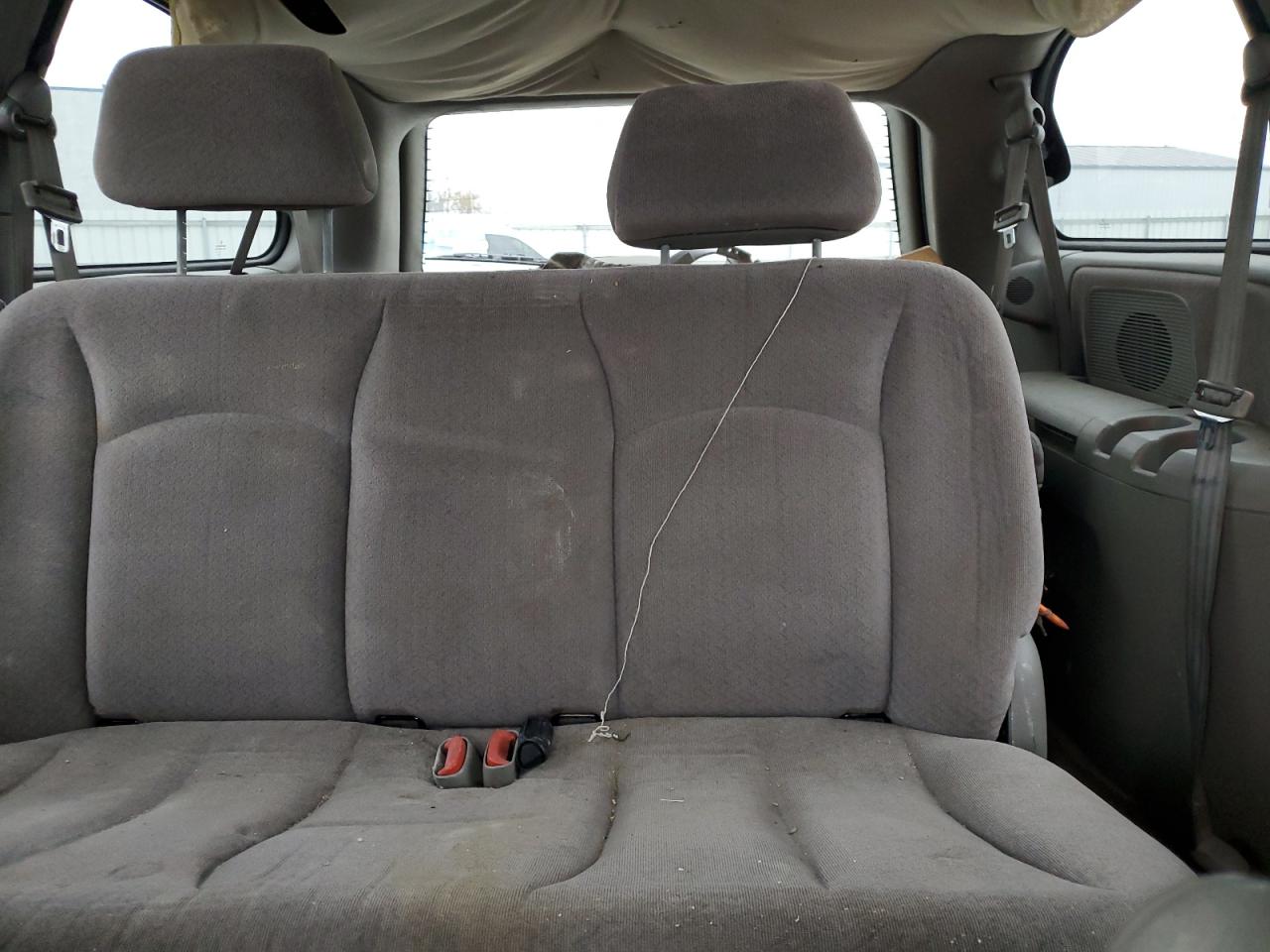 2001 Dodge Grand Caravan Sport VIN: 1B8GP443X1B261823 Lot: 82759685