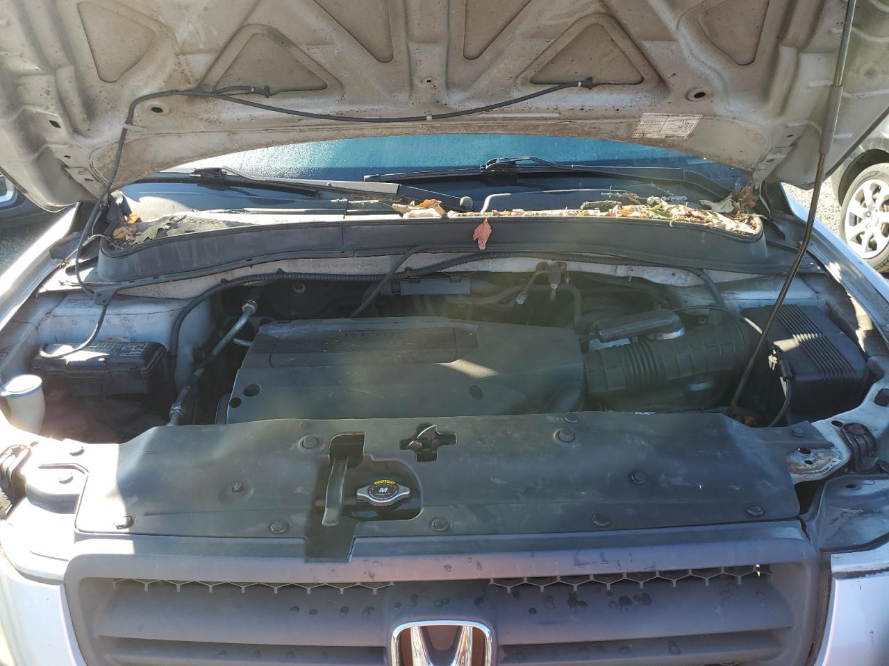 2003 Honda Pilot Lx VIN: 2HKYF18153H552881 Lot: 85306475