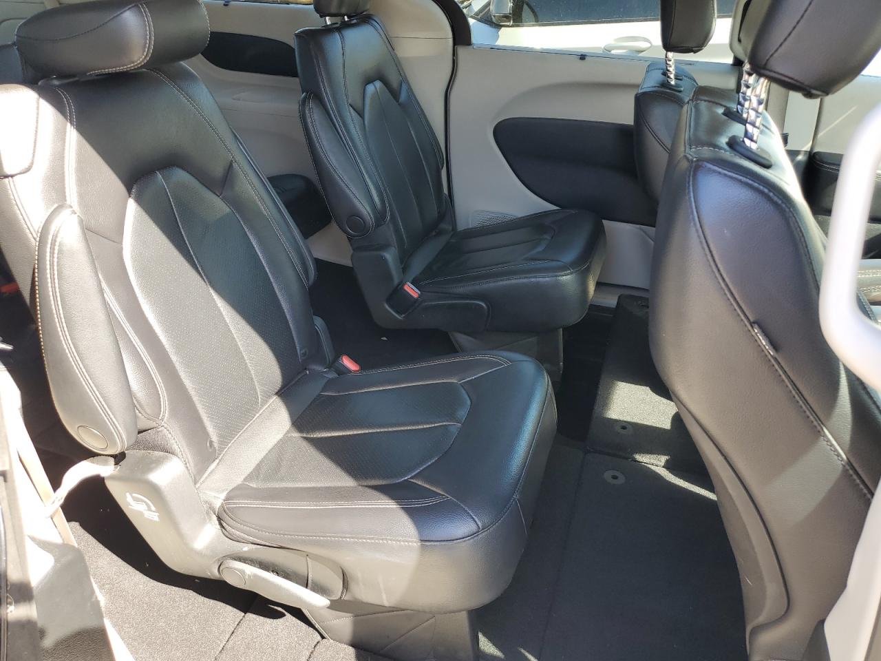 2022 Chrysler Pacifica Touring L VIN: 2C4RC1BGXNR191065 Lot: 90016685