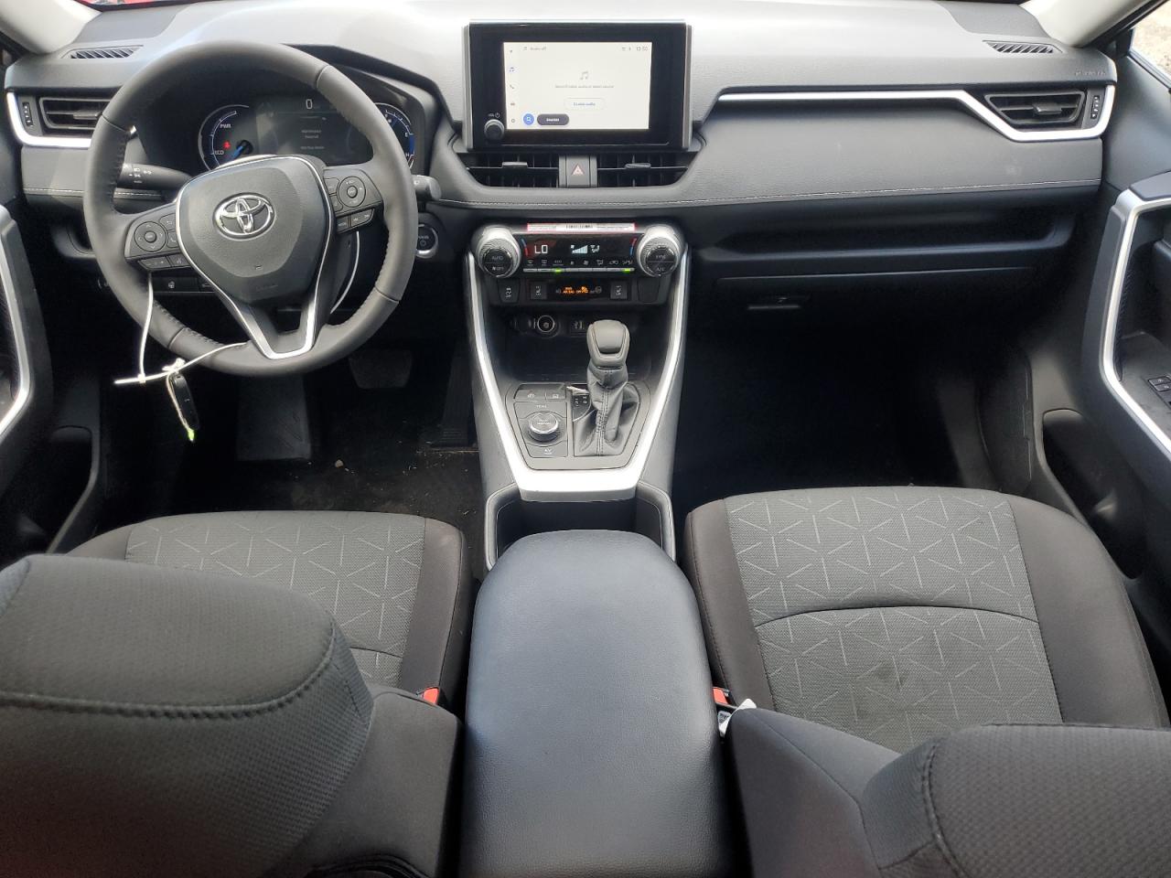 2024 Toyota Rav4 Xle VIN: 2T3RWRFV3RW234588 Lot: 85847325