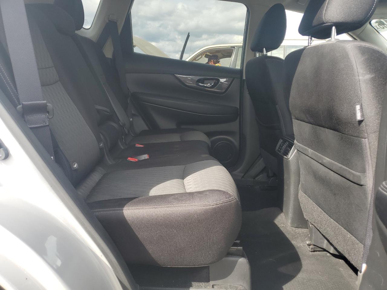 2018 Nissan Rogue S VIN: JN8AT2MVXJW343804 Lot: 82321185