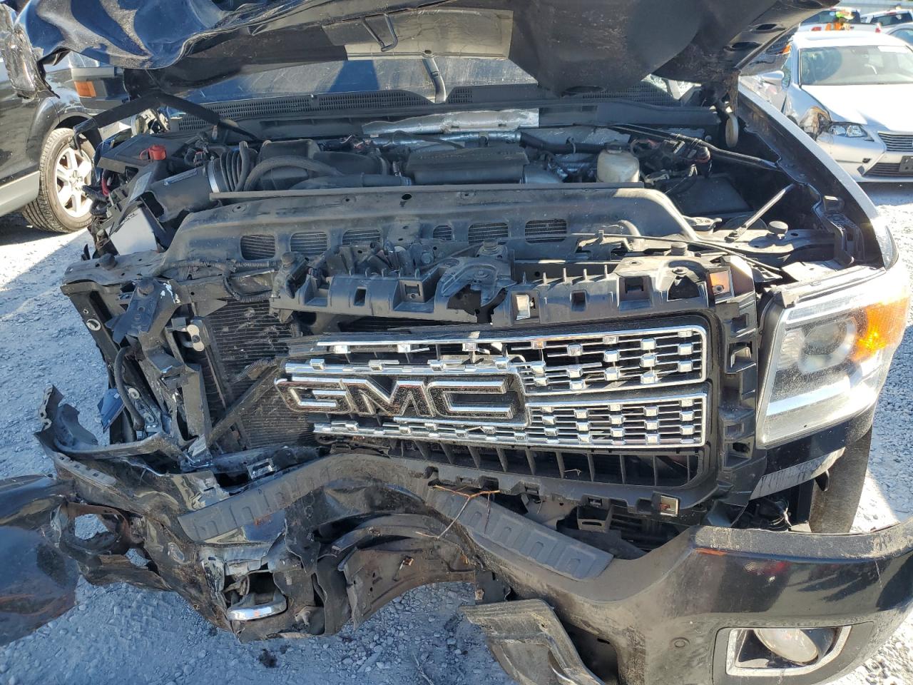 2019 GMC Sierra K2500 Denali VIN: 1GT12SEY7KF222351 Lot: 82711355