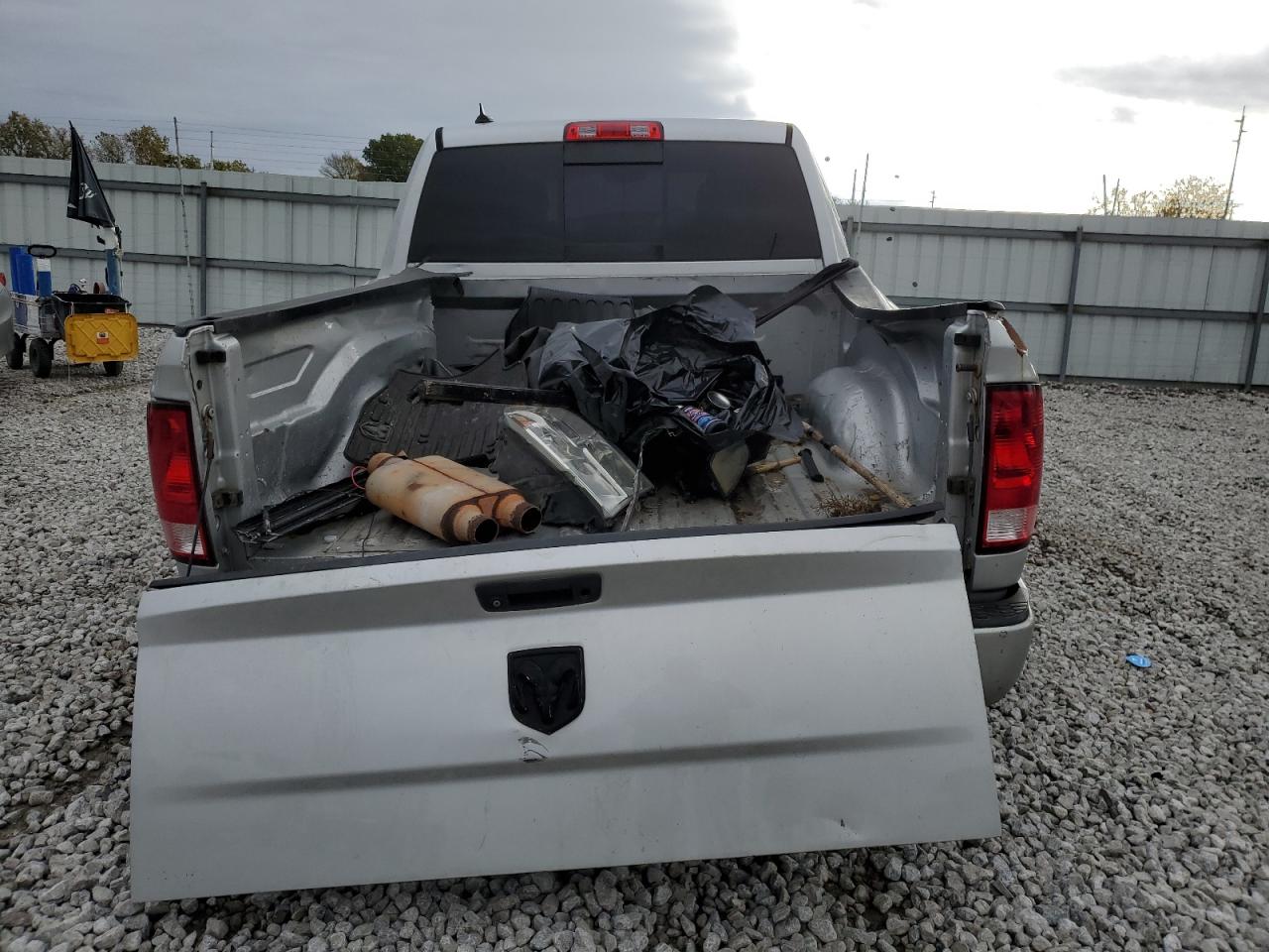 2015 Ram 1500 Slt VIN: 1C6RR7LT0FS698268 Lot: 82649105