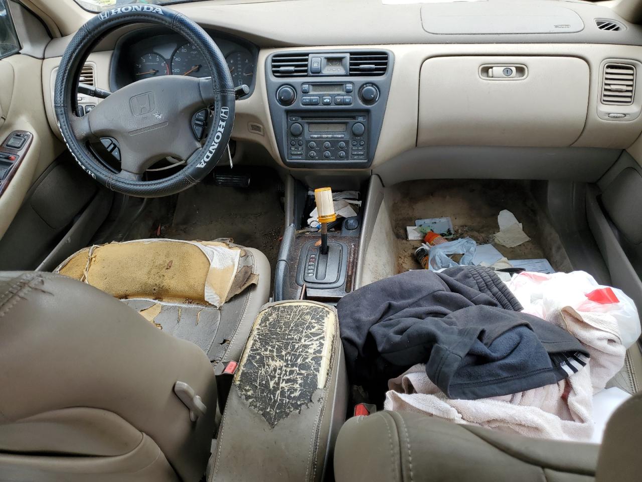 1998 Honda Accord Ex VIN: 1HGCG1651WA007741 Lot: 84753625