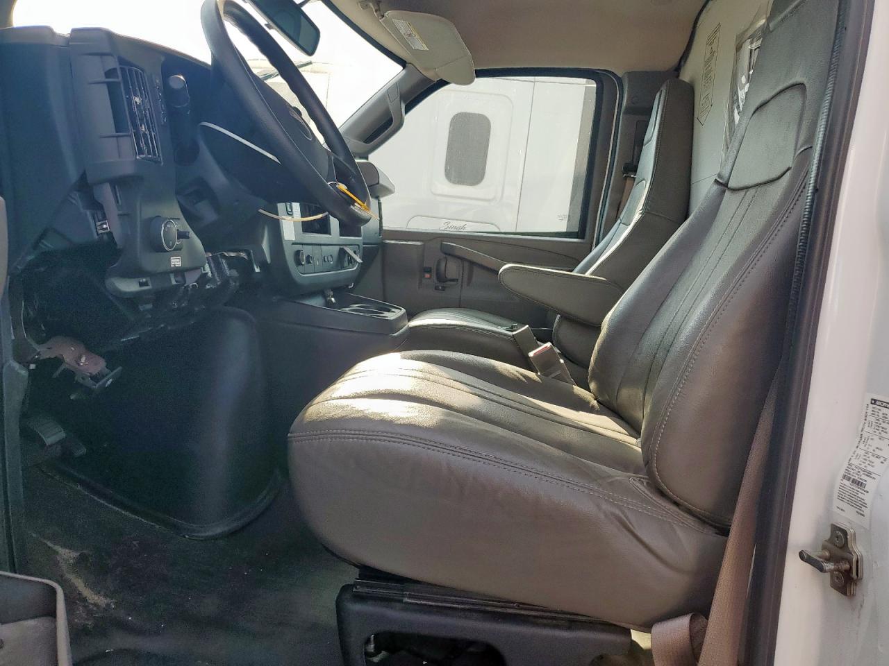 2023 GMC Savana Cut - Expeditor Truck VIN: 7GZ37TC75PN008288 Lot: 80684215