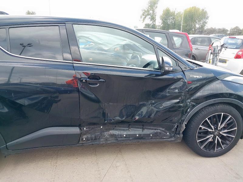 2017 TOYOTA C-HR 1.8 HYBRID EXCEL 5DR CVT