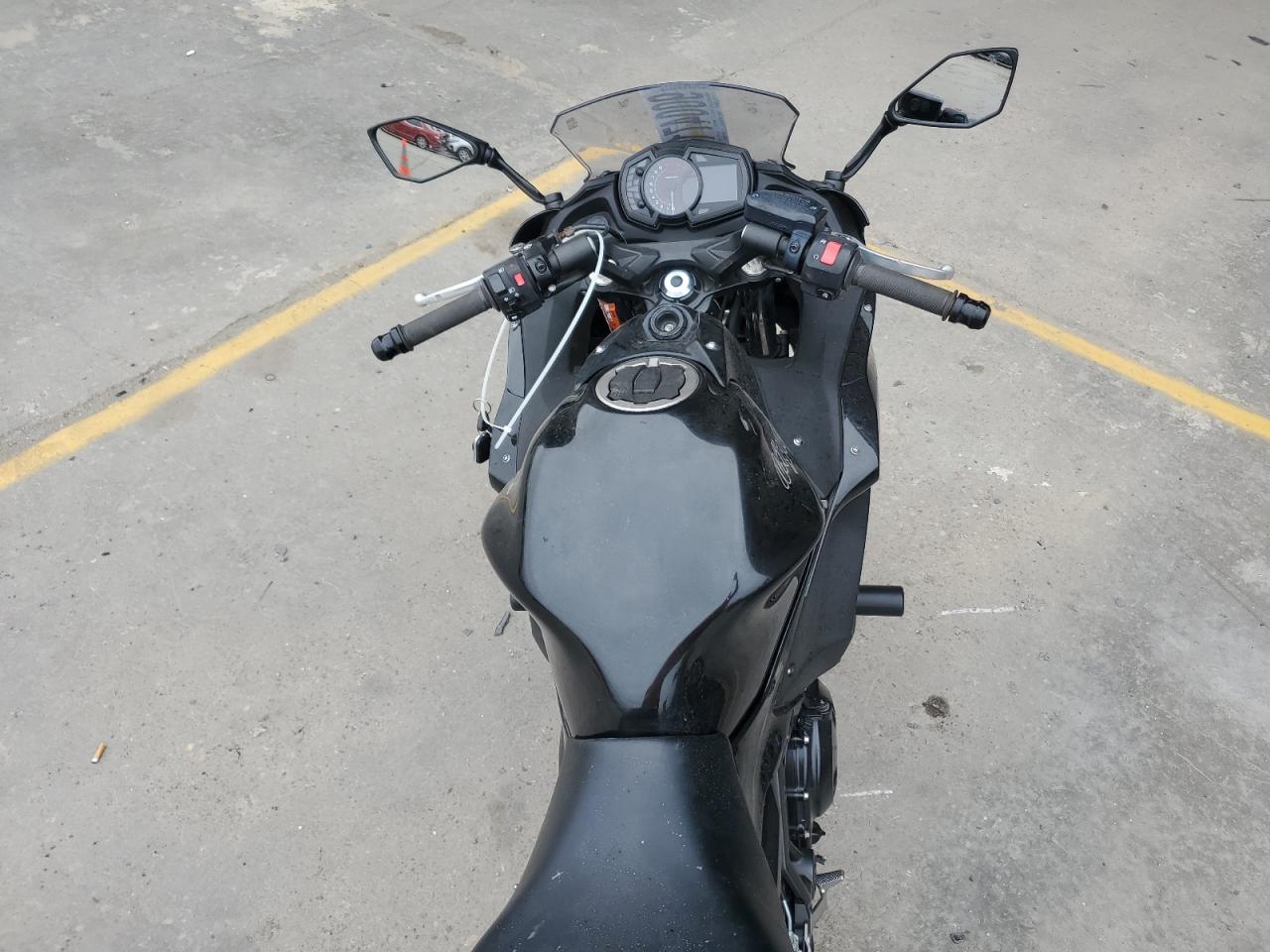 2017 Kawasaki Ex650 F VIN: JKAEXEK11HDA00417 Lot: 90047145