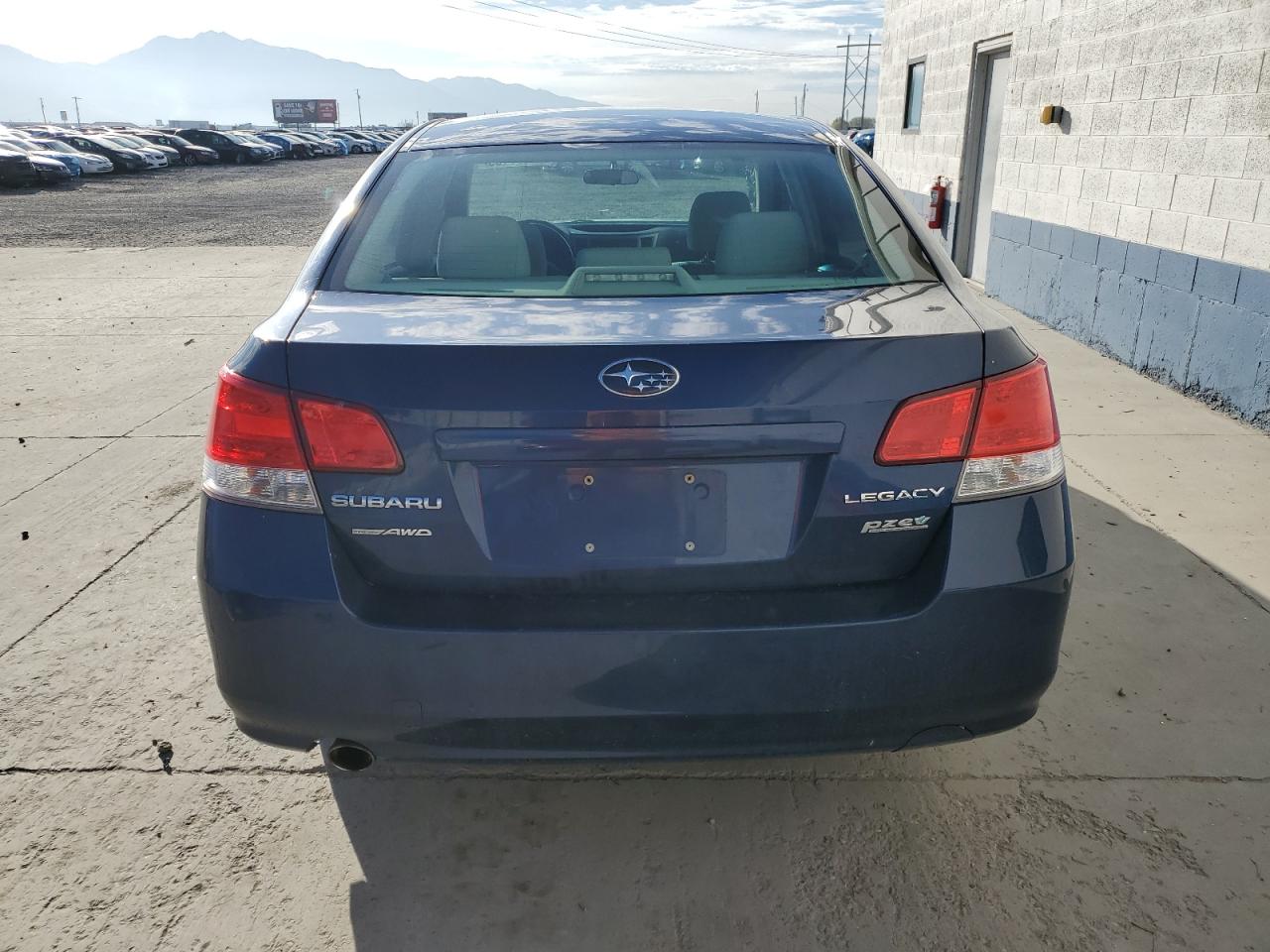 2010 Subaru Legacy 2.5I Premium VIN: 4S3BMBB67A3222349 Lot: 82677155