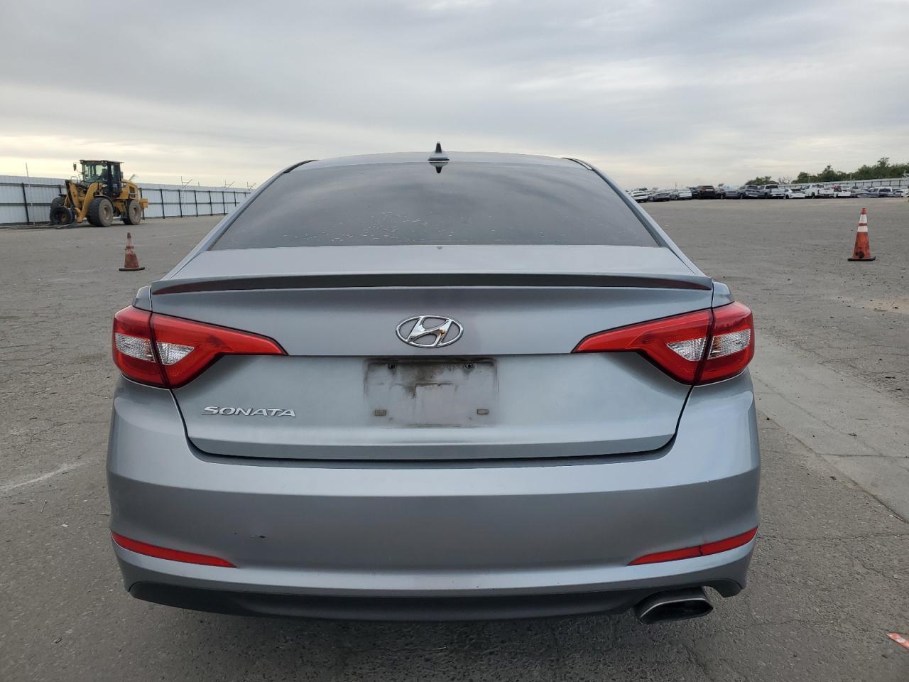 2015 Hyundai Sonata Se VIN: 5NPE24AF1FH024491 Lot: 82423485
