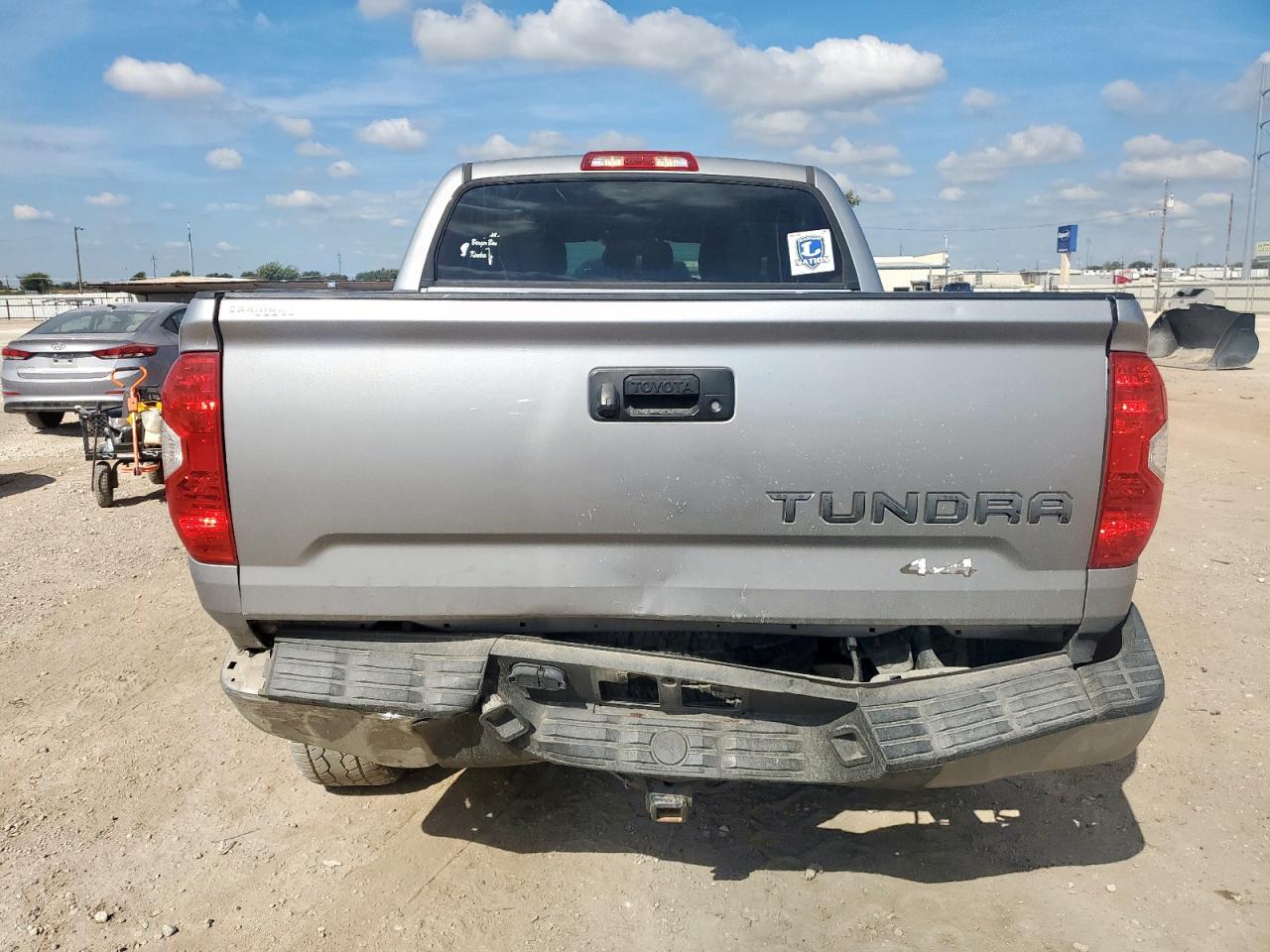 2017 Toyota Tundra Crewmax Sr5 VIN: 5TFEW5F18HX223987 Lot: 85660865