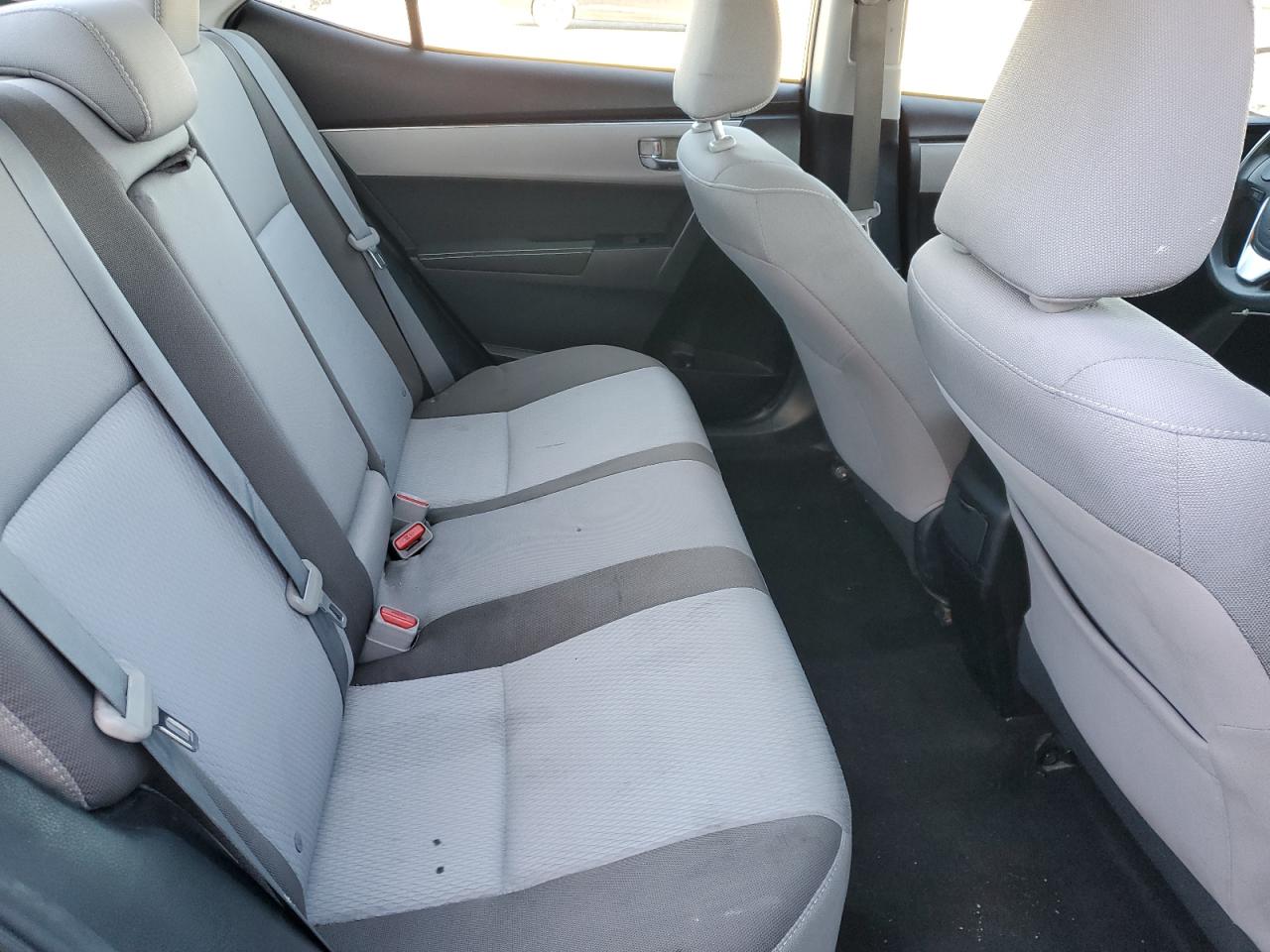 2017 Toyota Corolla L VIN: 5YFBURHE3HP648757 Lot: 85576475