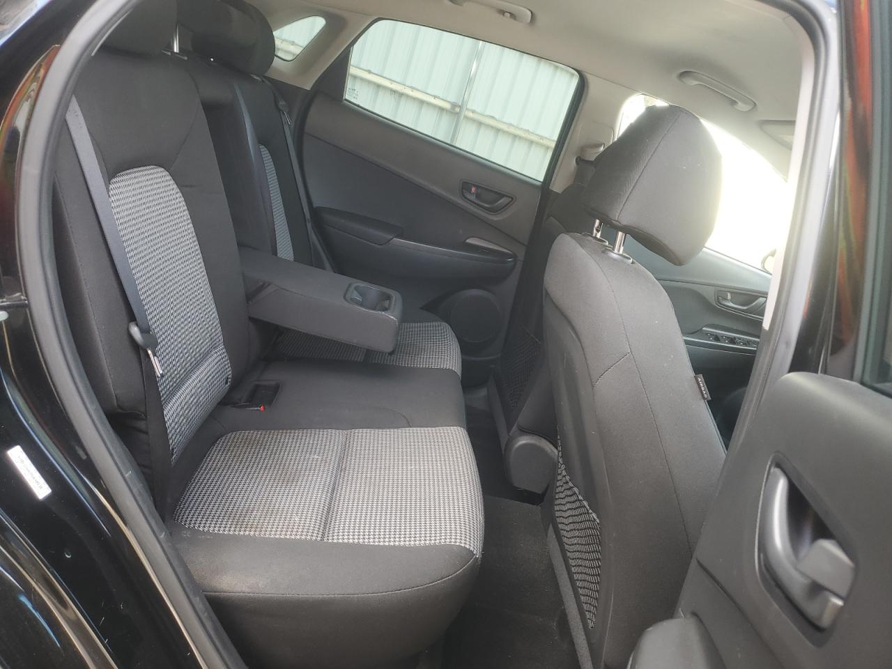 2021 Hyundai Kona Se VIN: KM8K12AA2MU648538 Lot: 90500975