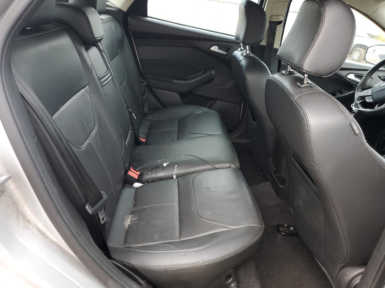 2015 Ford Focus Titanium VIN: 1FADP3N20FL322806 Lot: 85691965