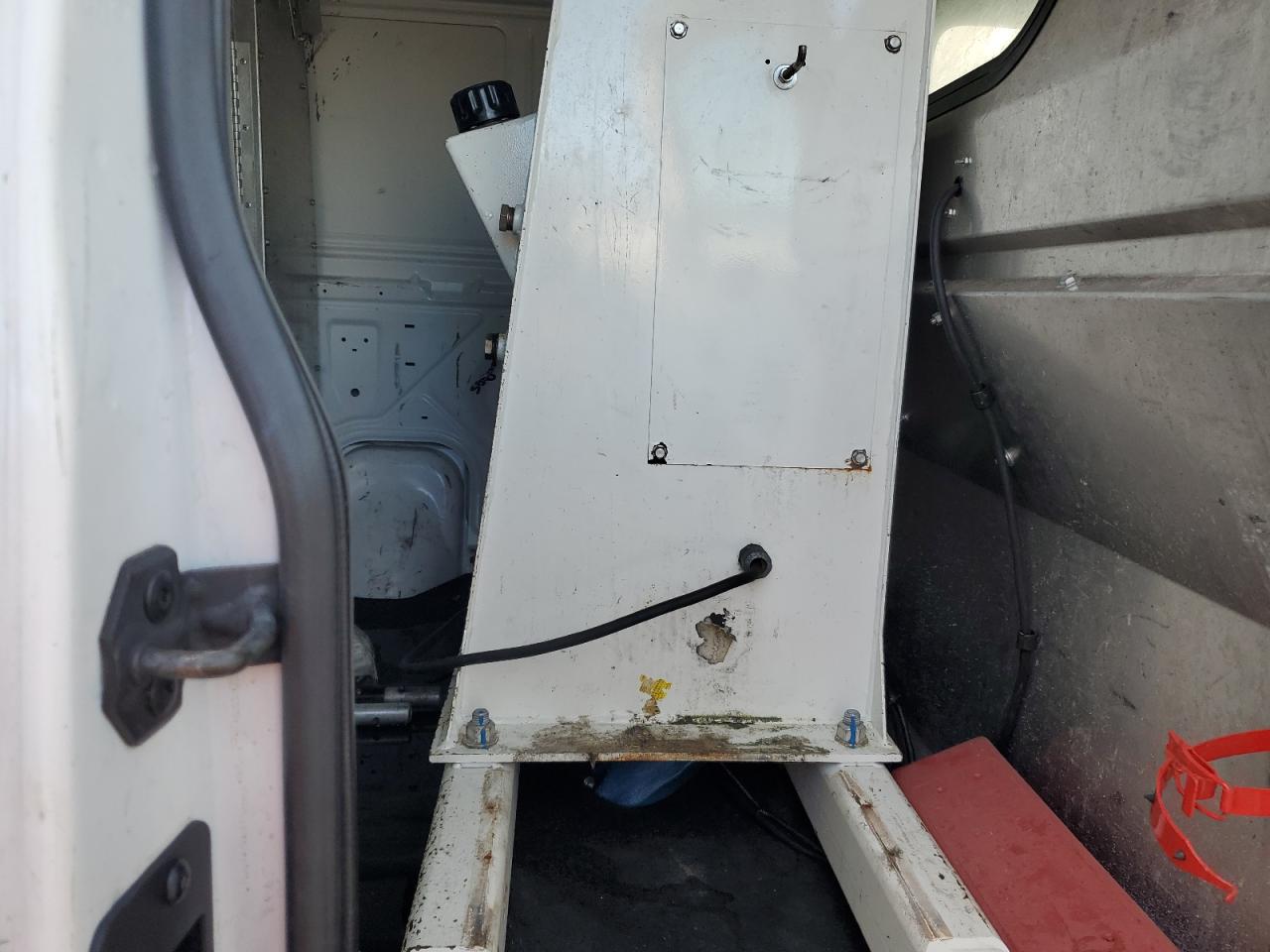 2010 Ford Econoline E350 Super Duty Van VIN: 1FTSE3EL9ADA87650 Lot: 86701435
