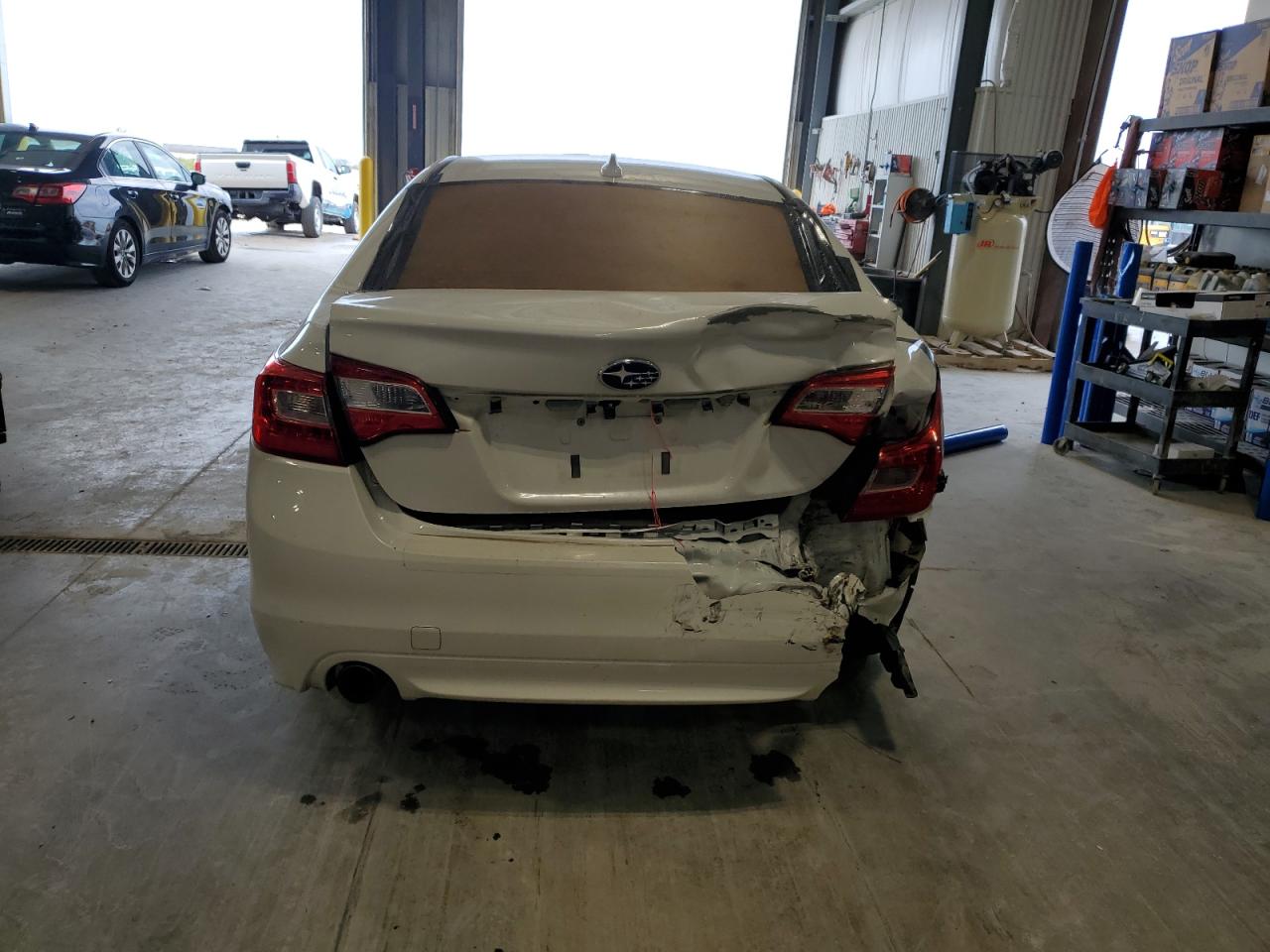 2016 Subaru Legacy 2.5I Premium VIN: 4S3BNBC62G3012813 Lot: 86543065