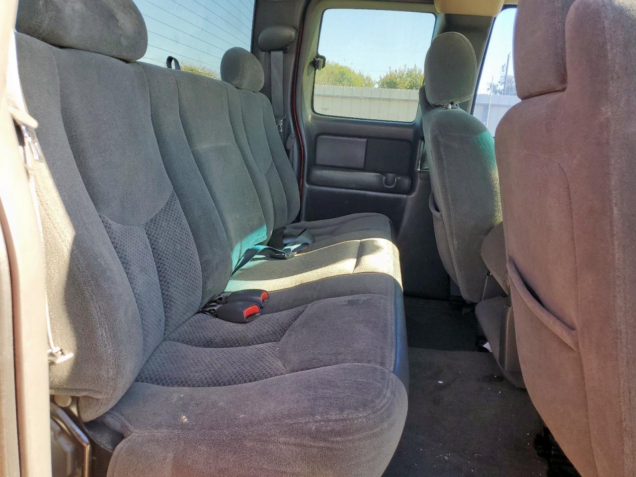 2004 Chevrolet Silverado K1500 VIN: 2GCEK19T041255440 Lot: 86186355