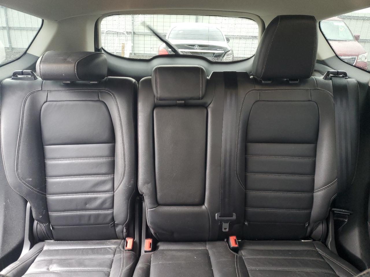 2019 Ford Escape Titanium VIN: 1FMCU9J9XKUA81583 Lot: 82465875