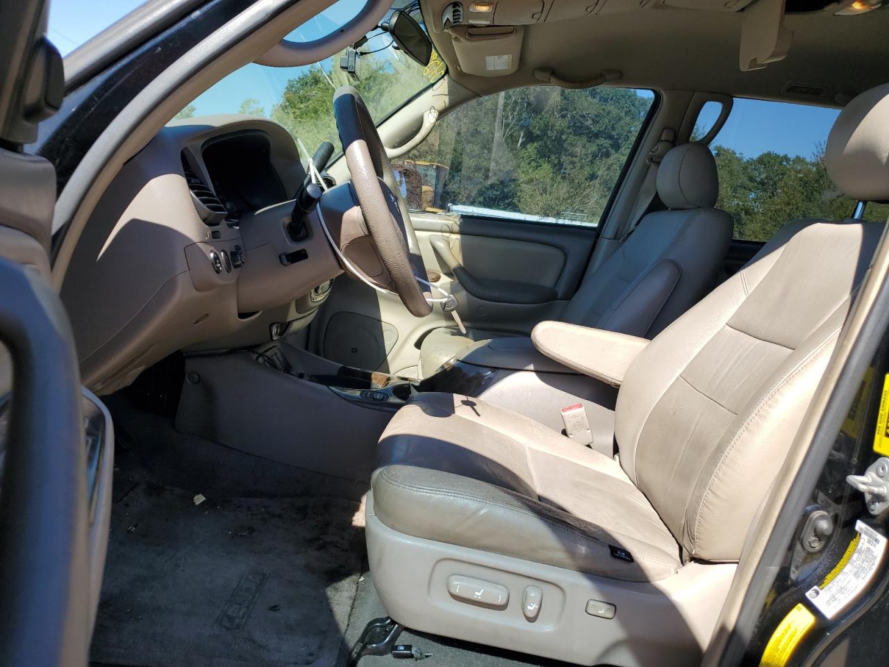 2005 Toyota Sequoia Sr5 VIN: 5TDZT34A55S263981 Lot: 87295985