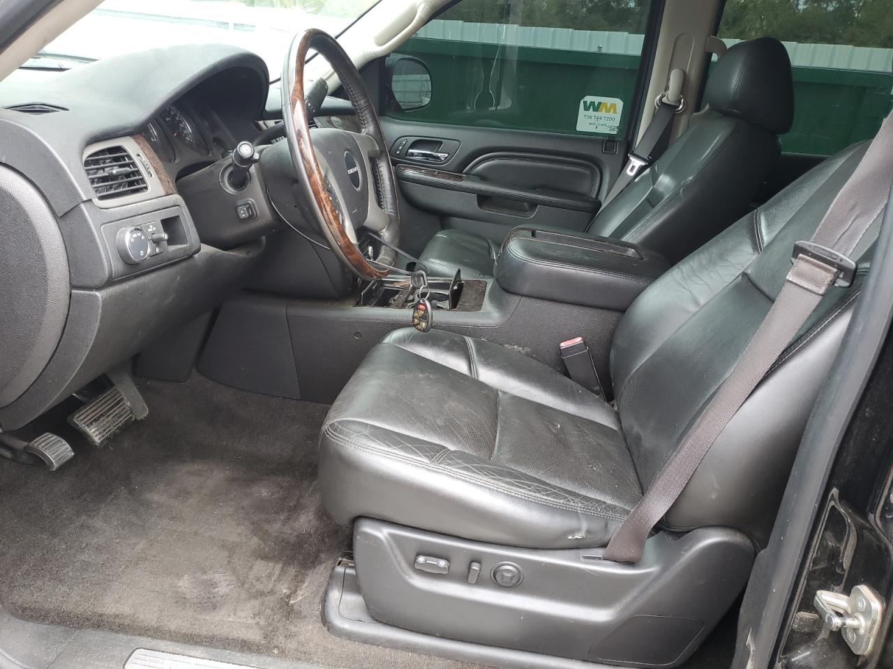 2013 GMC Yukon Denali VIN: 1GKS1EEF0DR329058 Lot: 90575075