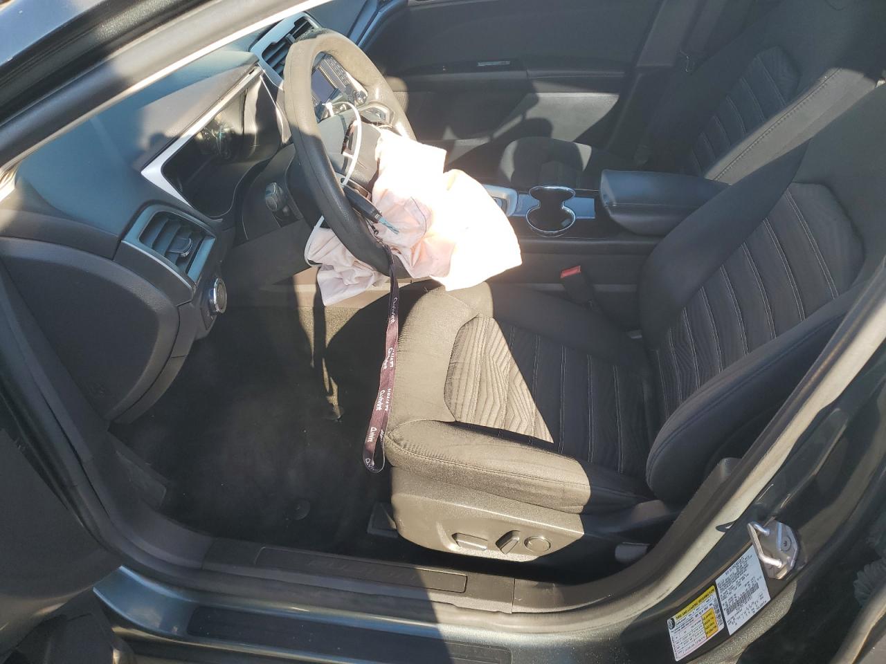 2016 Ford Fusion Se VIN: 3FA6P0H77GR197031 Lot: 82217785