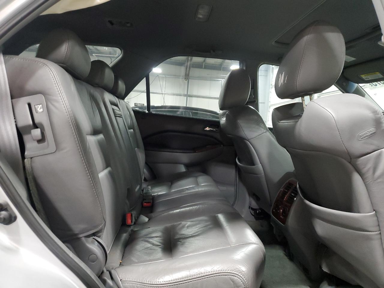 2004 Acura Mdx Touring VIN: 2HNYD18674H516485 Lot: 89906375