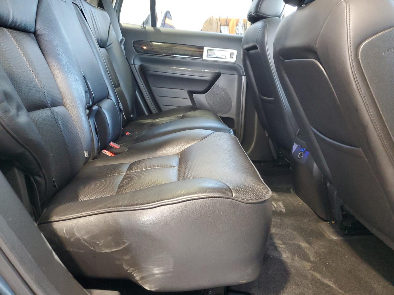 2010 Lincoln Mkx VIN: 2LMDJ8JCXABJ13136 Lot: 85130885