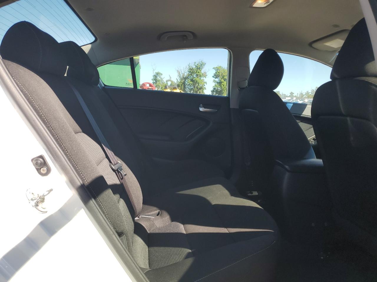 2017 Kia Forte Lx VIN: 3KPFK4A7XHE123511 Lot: 82499075