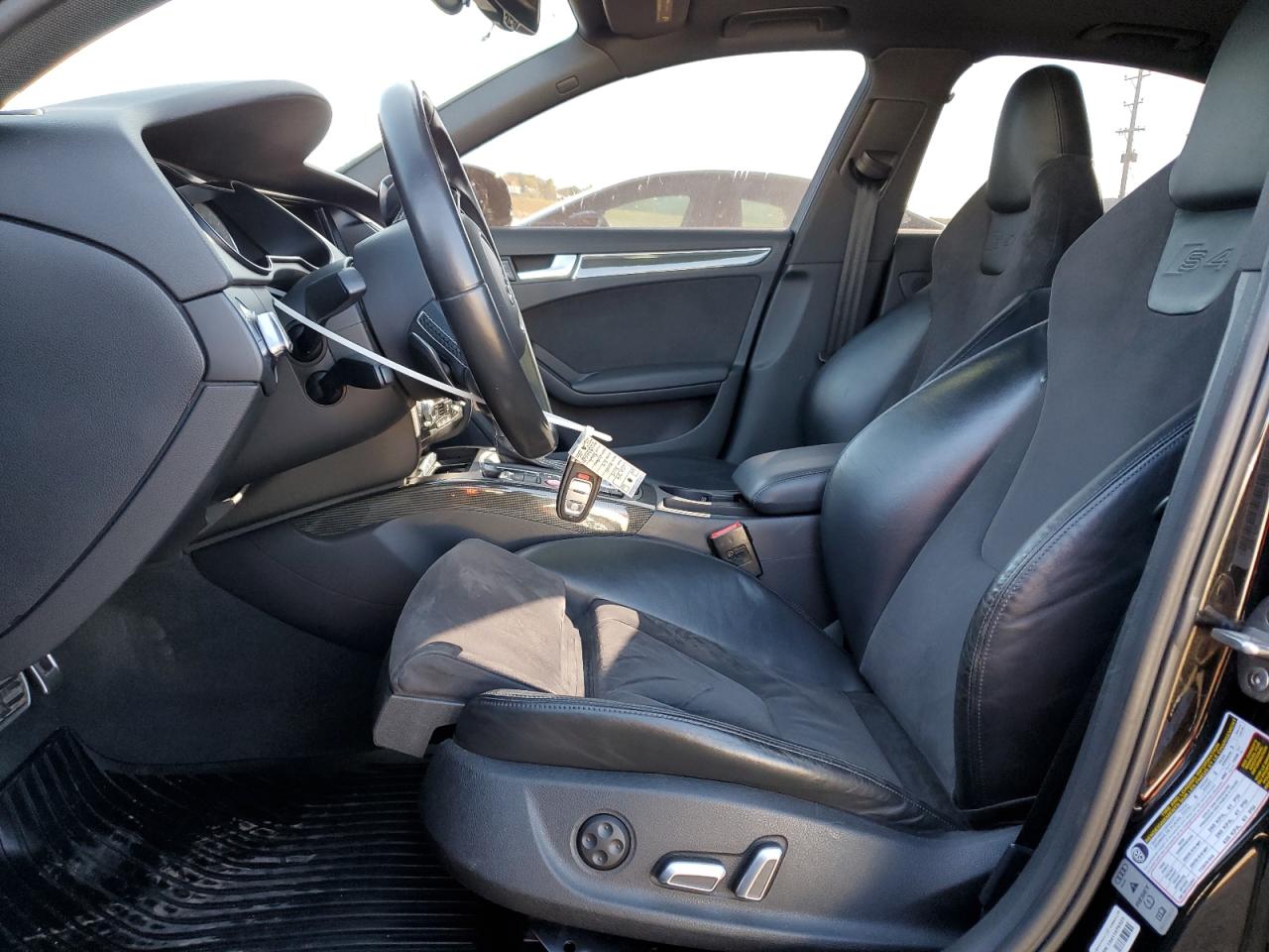 2015 Audi S4 Premium Plus VIN: WAUBGAFL2FA073267 Lot: 86880585