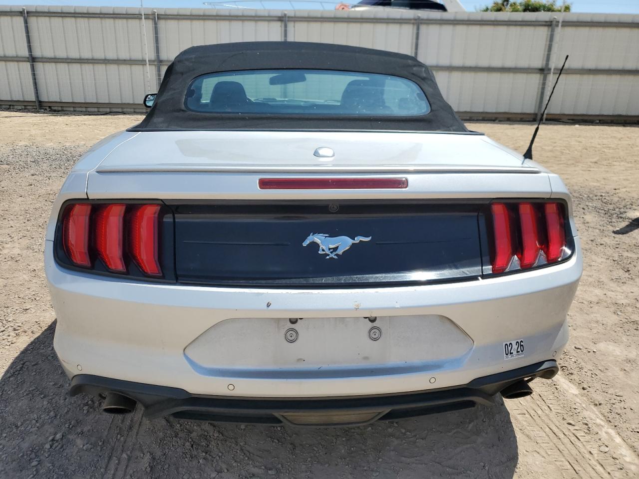 2018 Ford Mustang VIN: 1FATP8UH4J5166202 Lot: 82233805