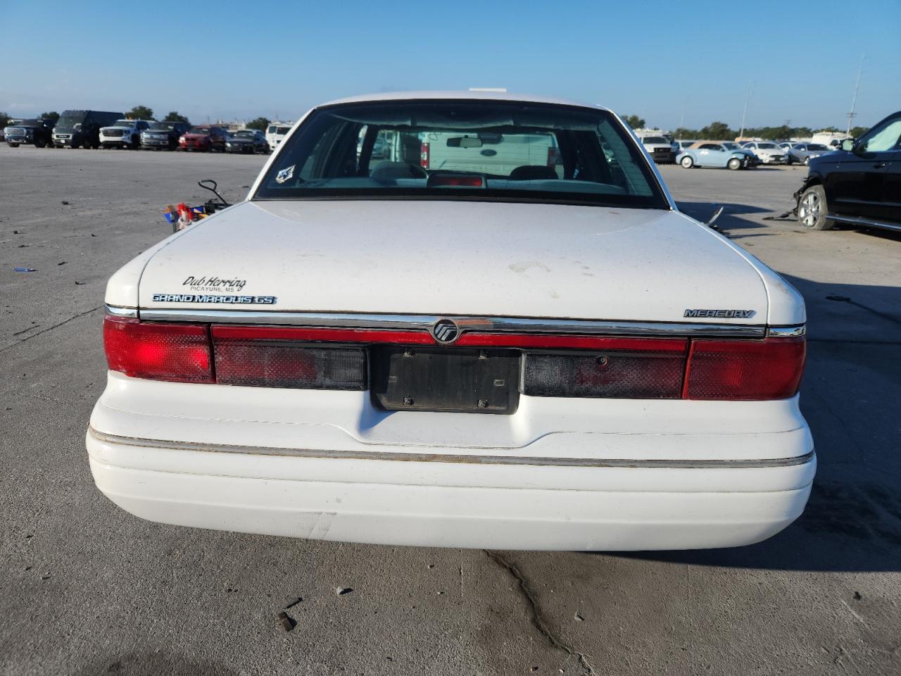 1997 Mercury Grand Marq VIN: 2MELM74W6VX700010 Lot: 82351545